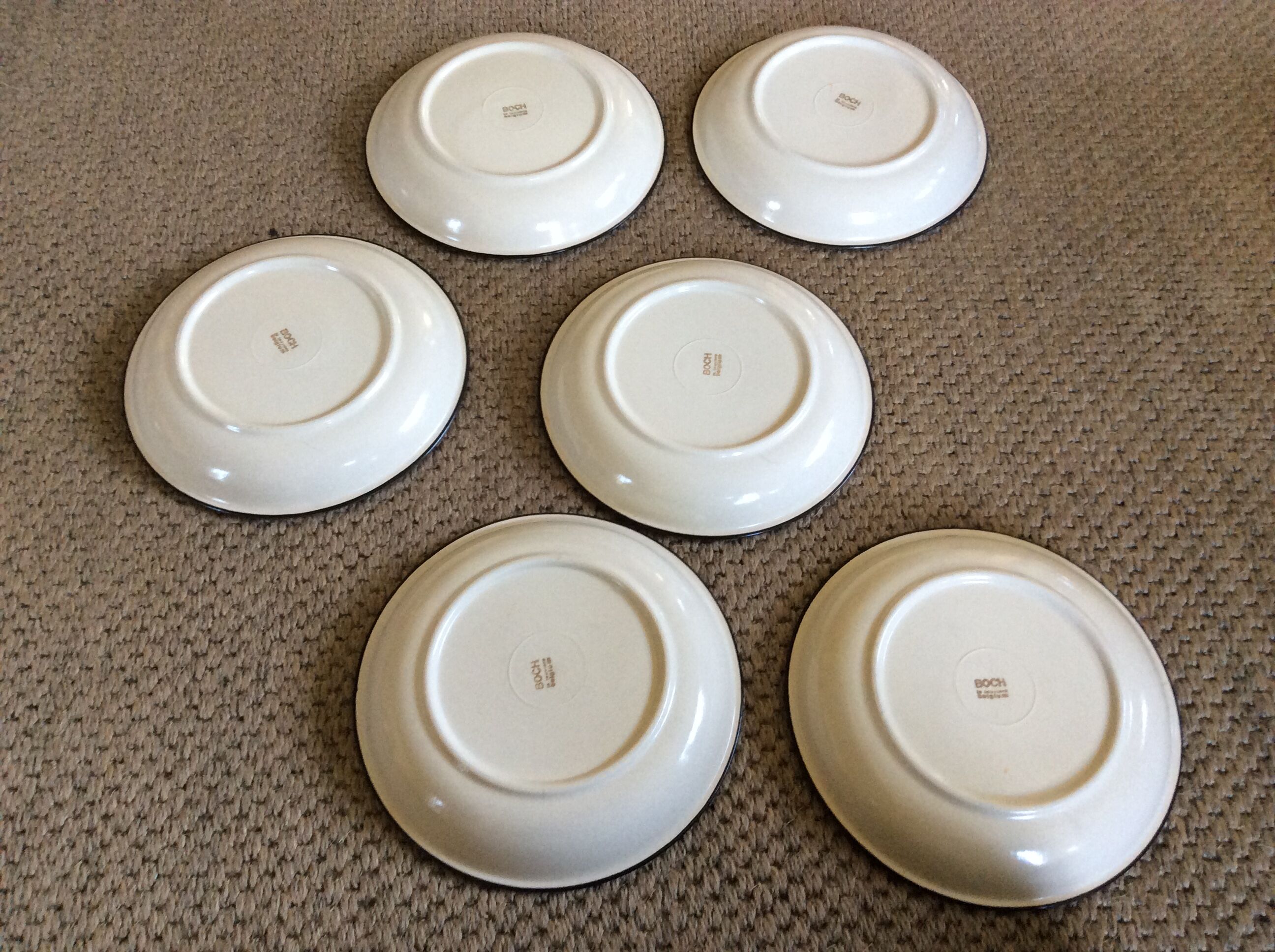 Series of 6 semi-hollow plates