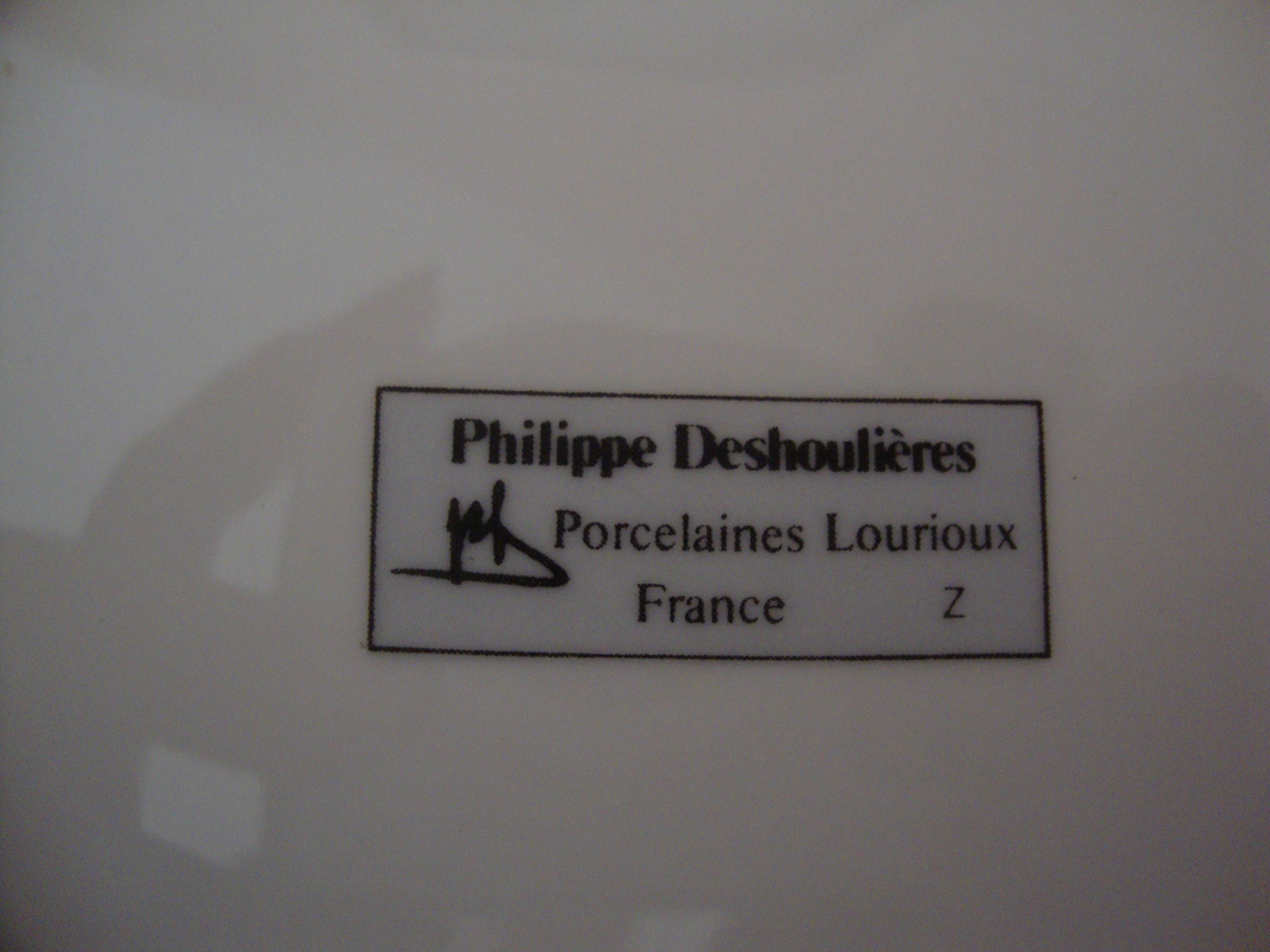 6 Flat plates made of fine porcelain creation A. Deshoulière