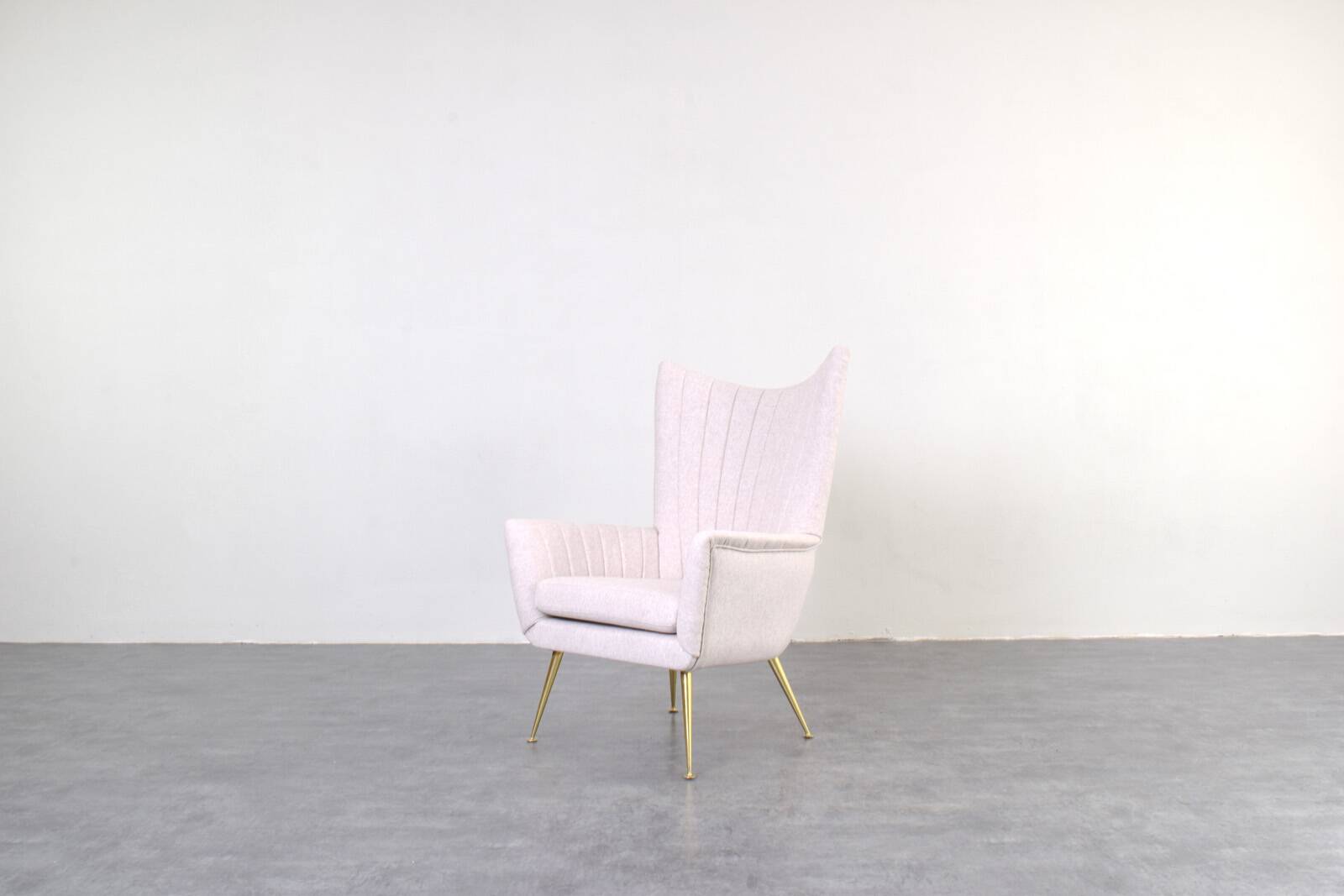 Fauteuil italien du milieu du siècle, années 1960.
