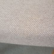 Paire de chaises scandinaves en teck assise tissu gris beige
