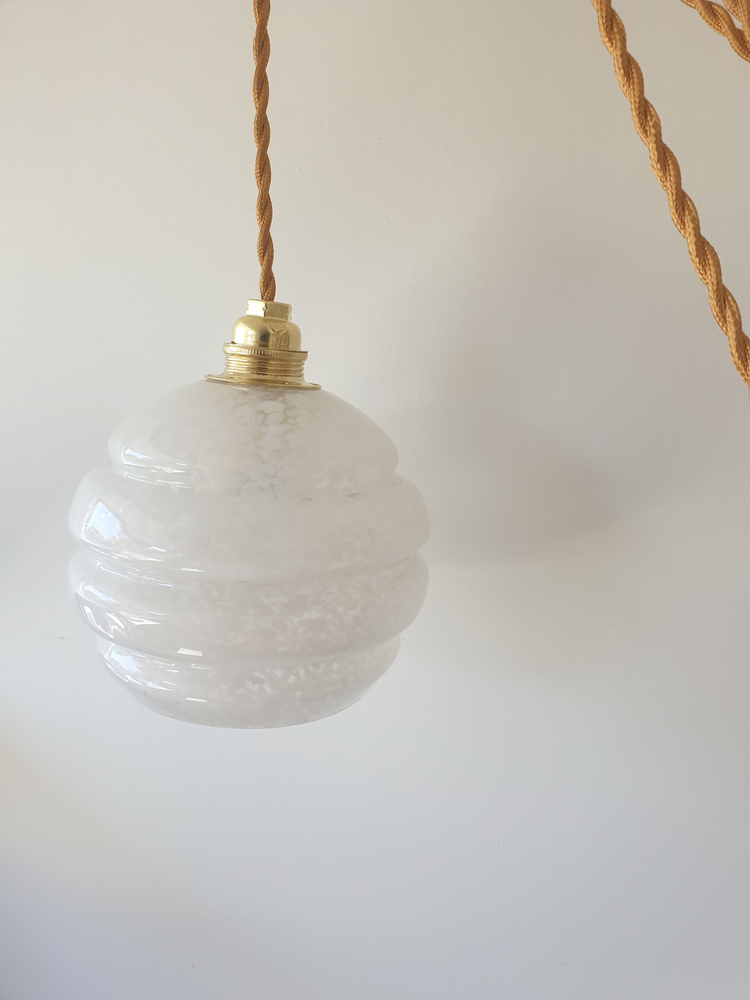 Pair of lamp in pale pink glass of clichy