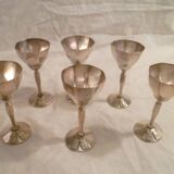 Ens.de 6 mini gobelets sur pied art deco en met.argente avec écussons