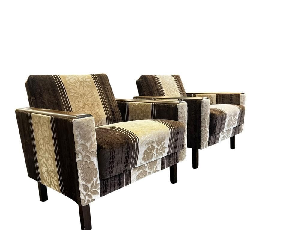 Set of 2 vintage armchairs