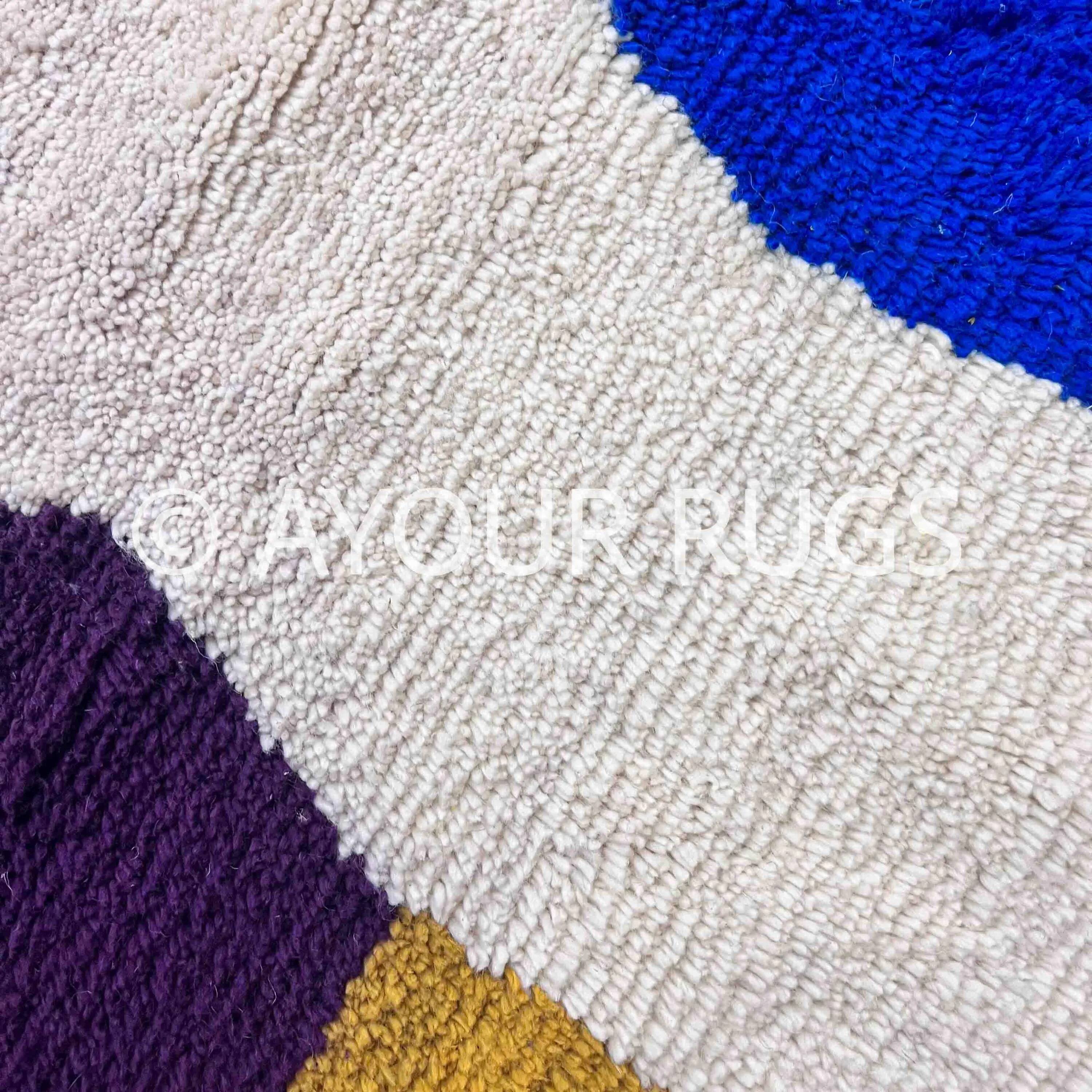 Natural artisanal Moroccan rug 2.5 x 1.5 m