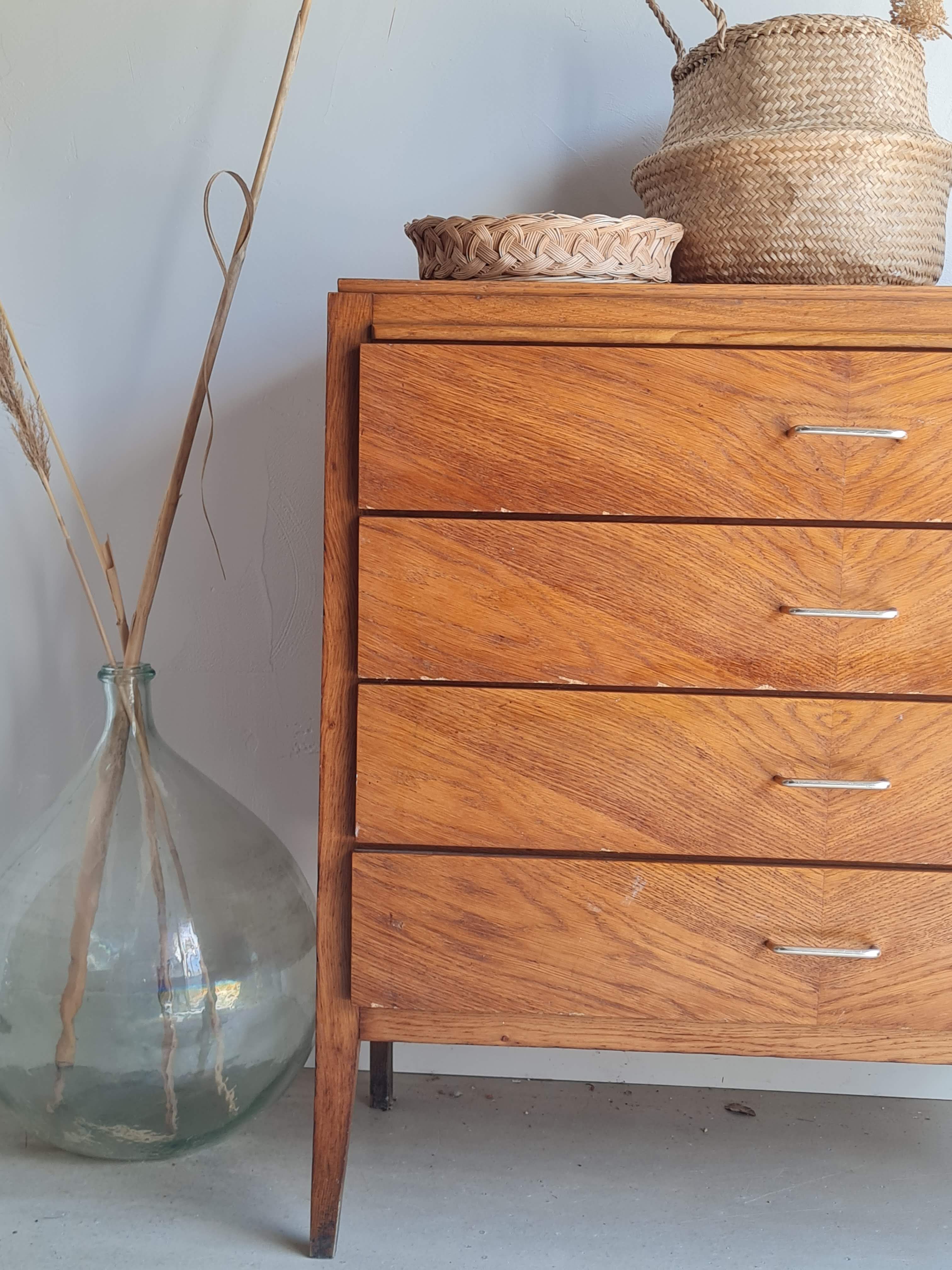 60s dresser - 4 drawers