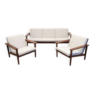 Living room, sofa and armchairs, Scandinavian style in teak, France around 1950.