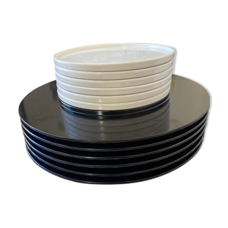 Lot of Italian design plates