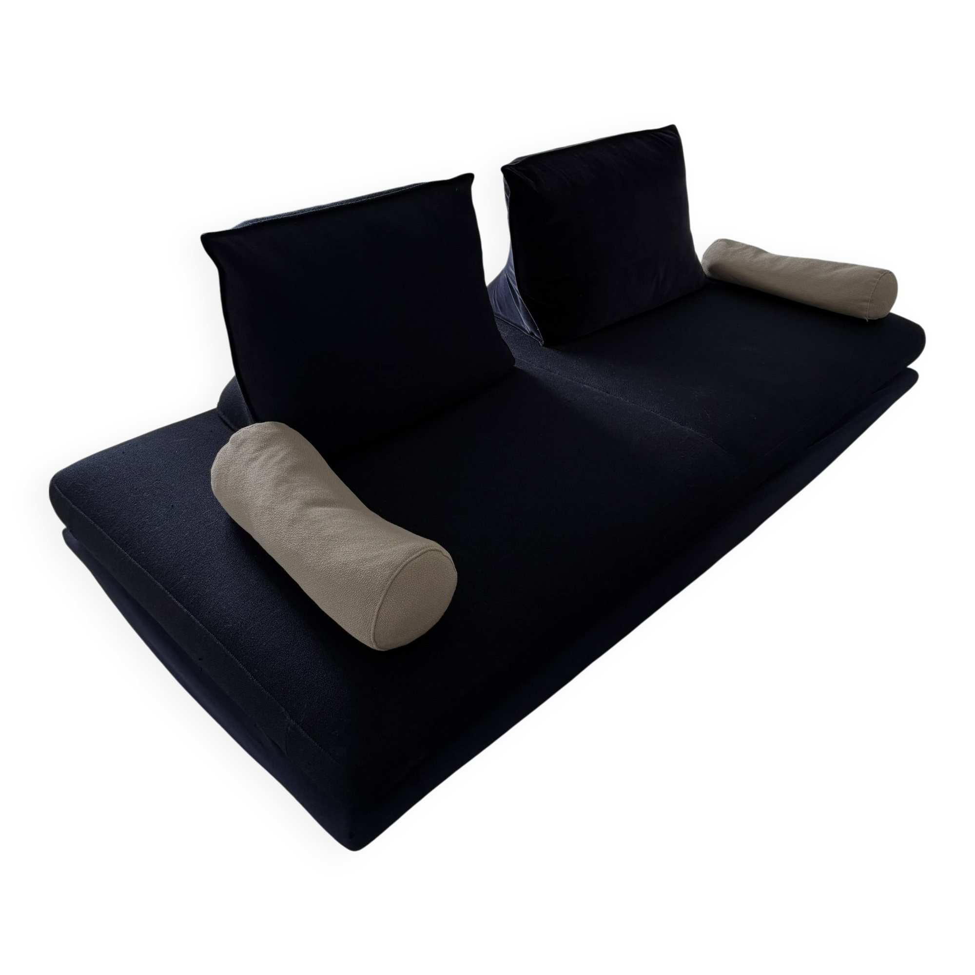 2-seater sofa model Prado Cinna
