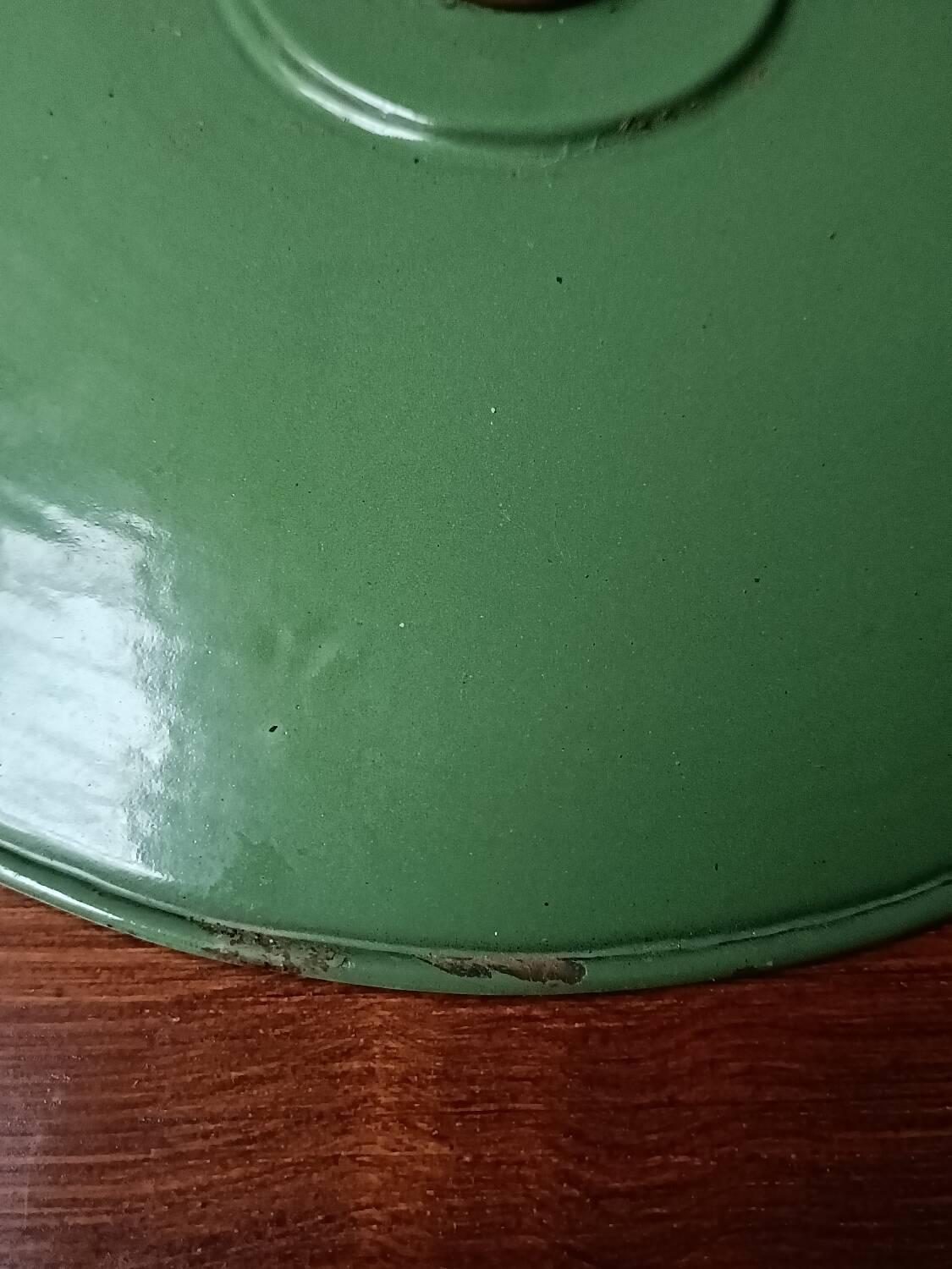 Green saucer pendant light