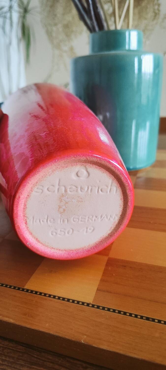 Fuchsia pink ceramic vase Scheurich made in Germany.