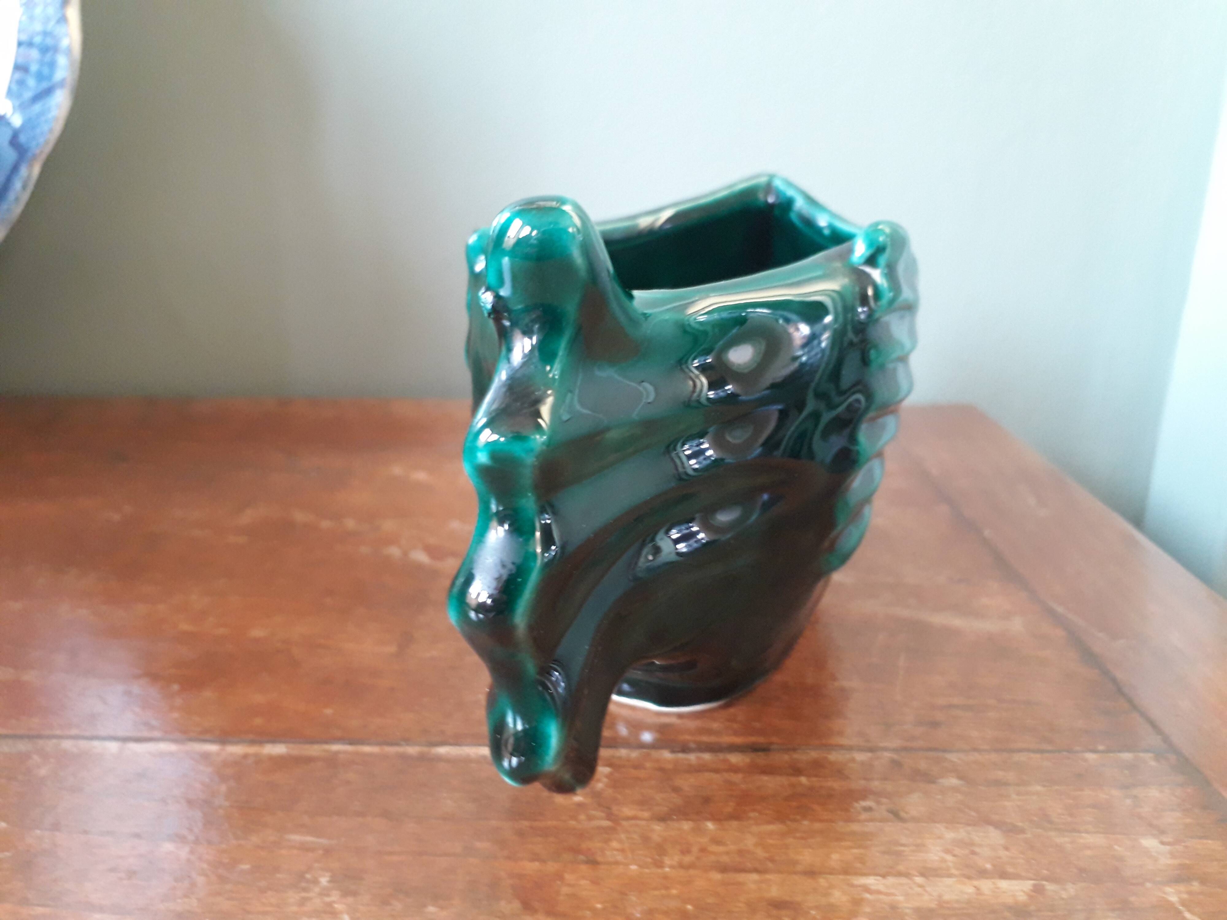 Empty Vallauris pocket in the shape of a fish