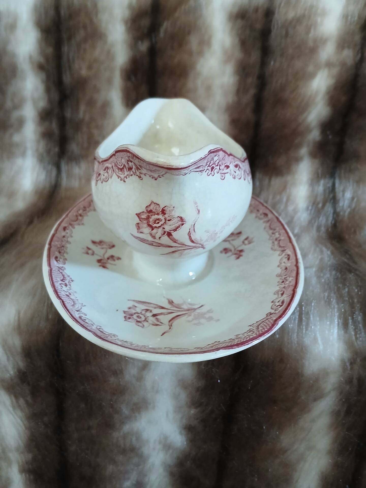 Antique sauce boat in ironstone Sarreguemines