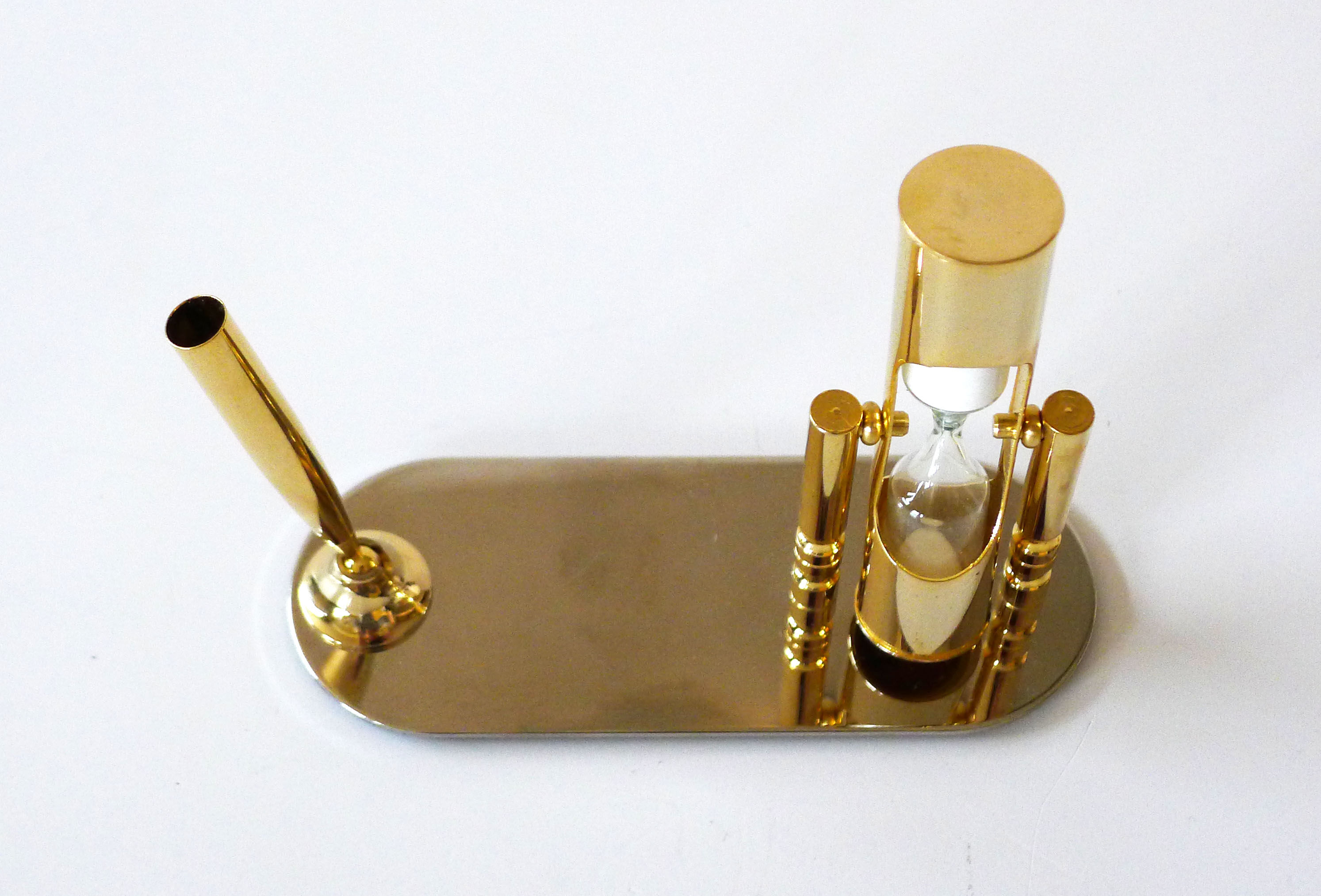 Hourglass & pen holder
