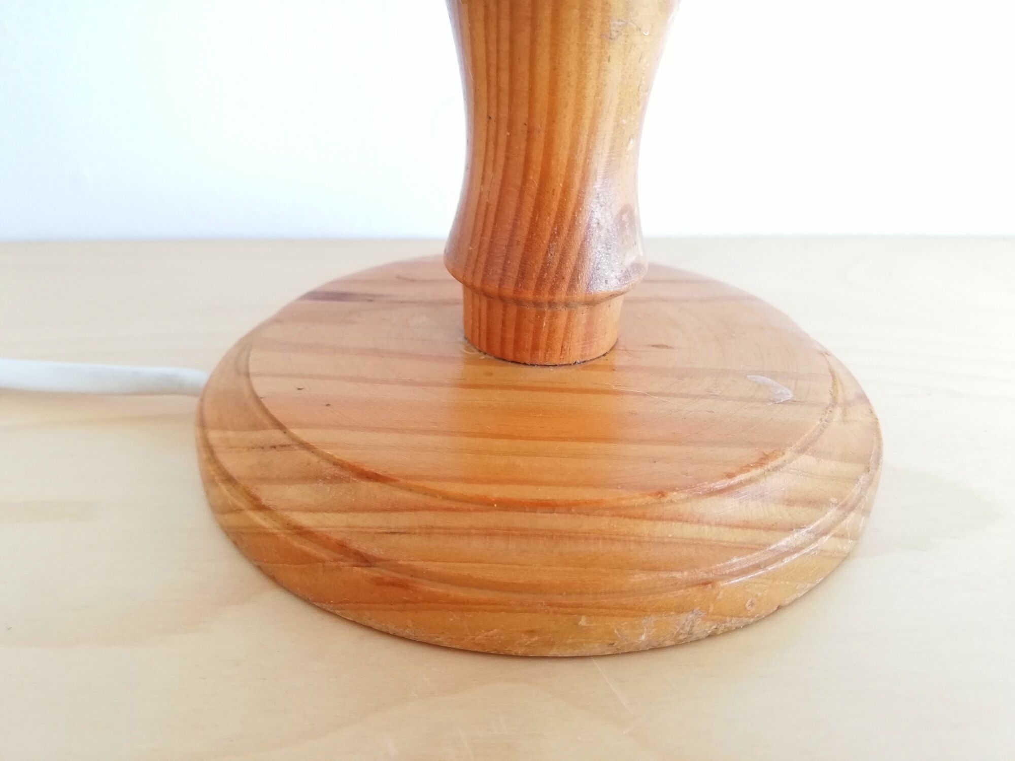 Wood and straw small table lamp 1960