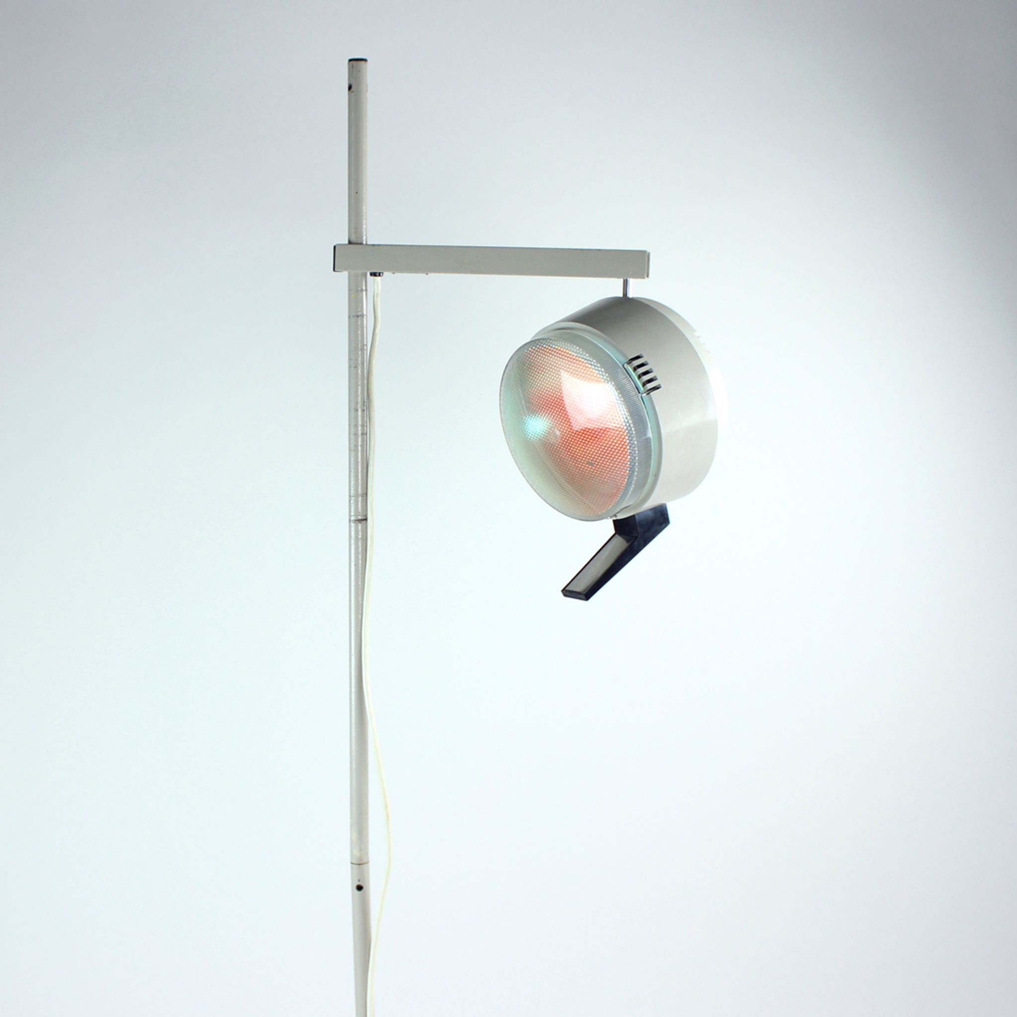 Lampadaire en métal, Tchécoslovaquie des années 1950