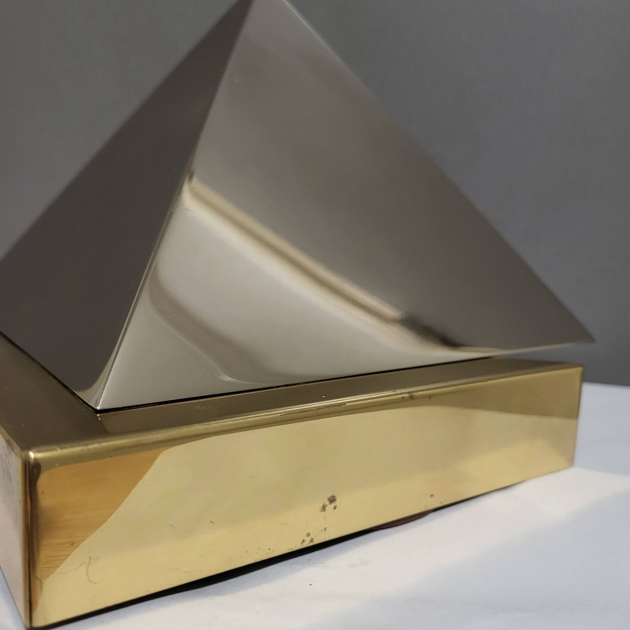 Pair of JT Kalmar wall lights, contemporary design, 1960, 70, Austria