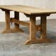 Table de style monastère