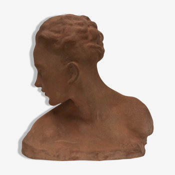 Bust young man in art deco profile