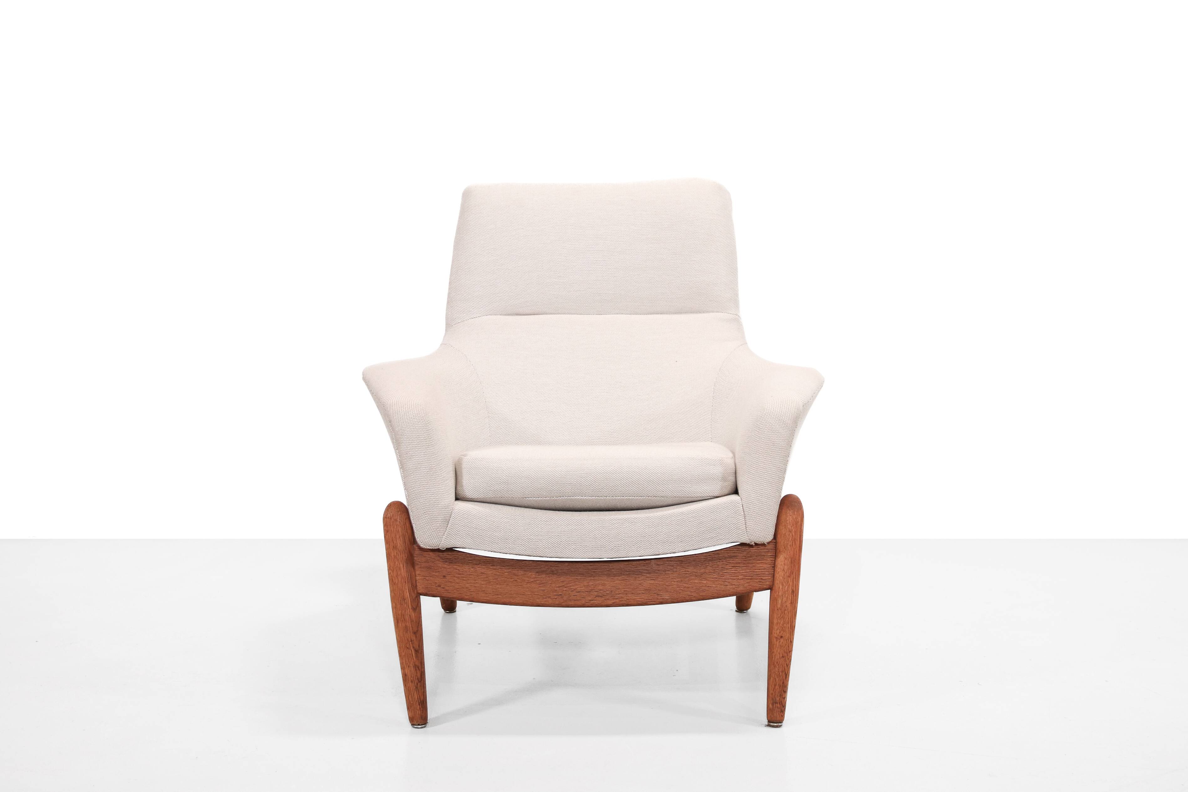 Oak PD30 lounge chair by Ib Kofod Larsen for Bovenkamp
