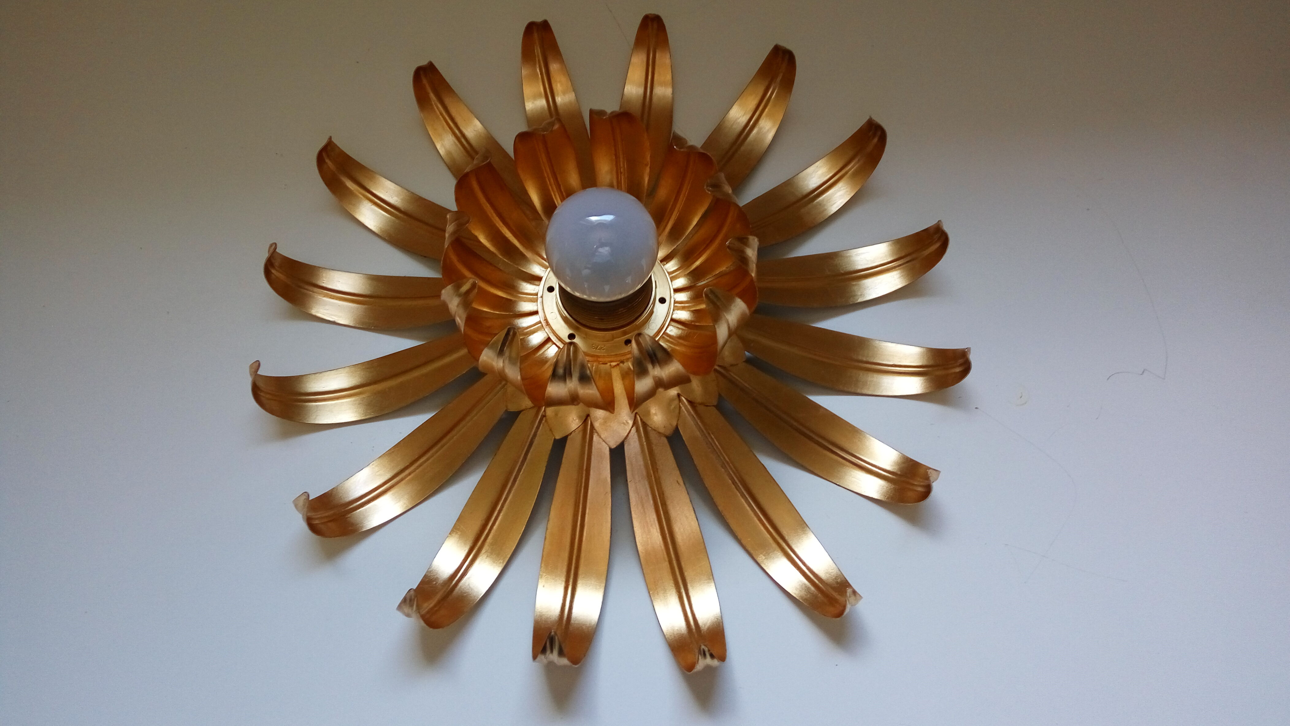 Wall lamp flower vintage