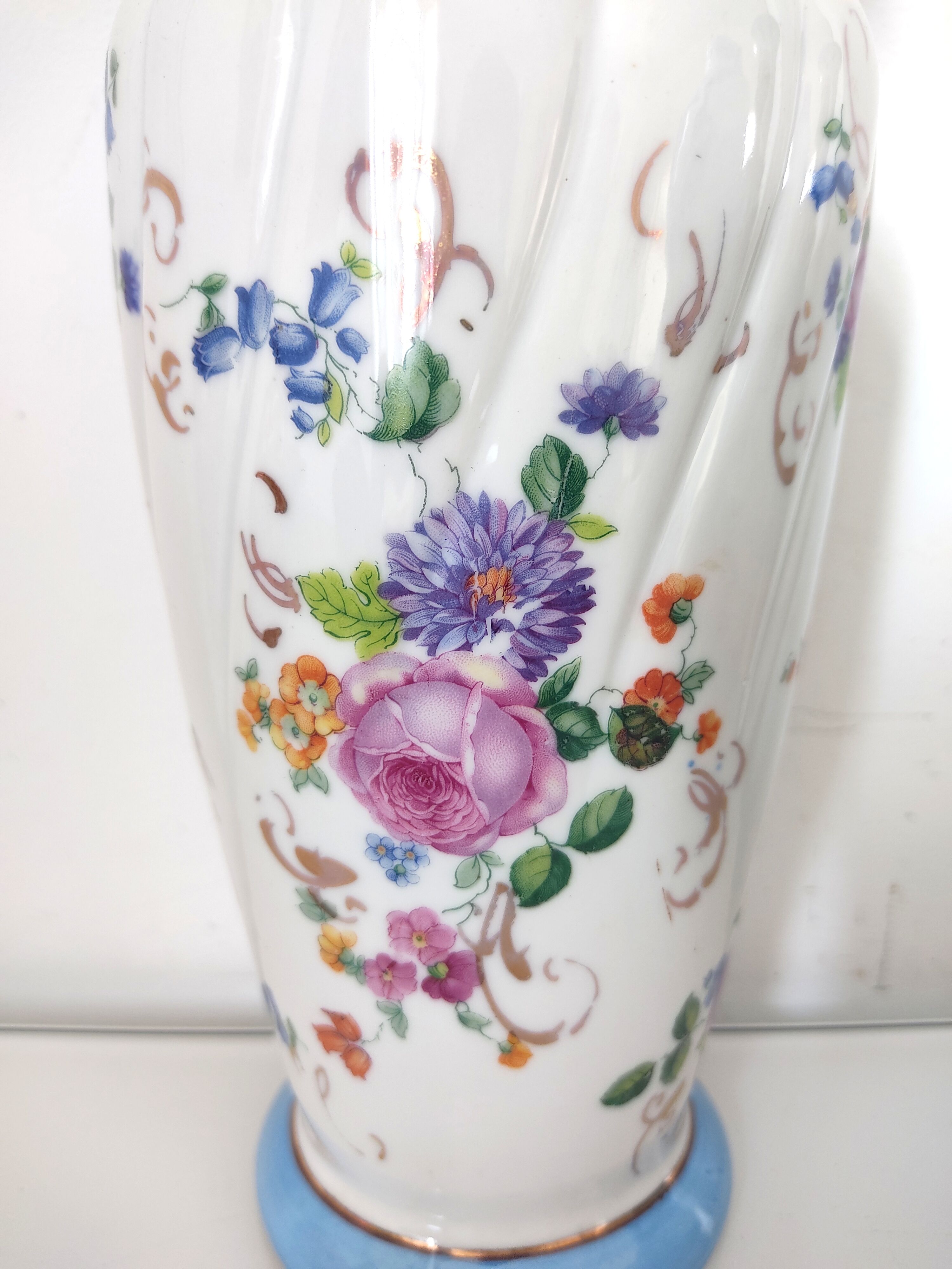 VF Paris flower vase
