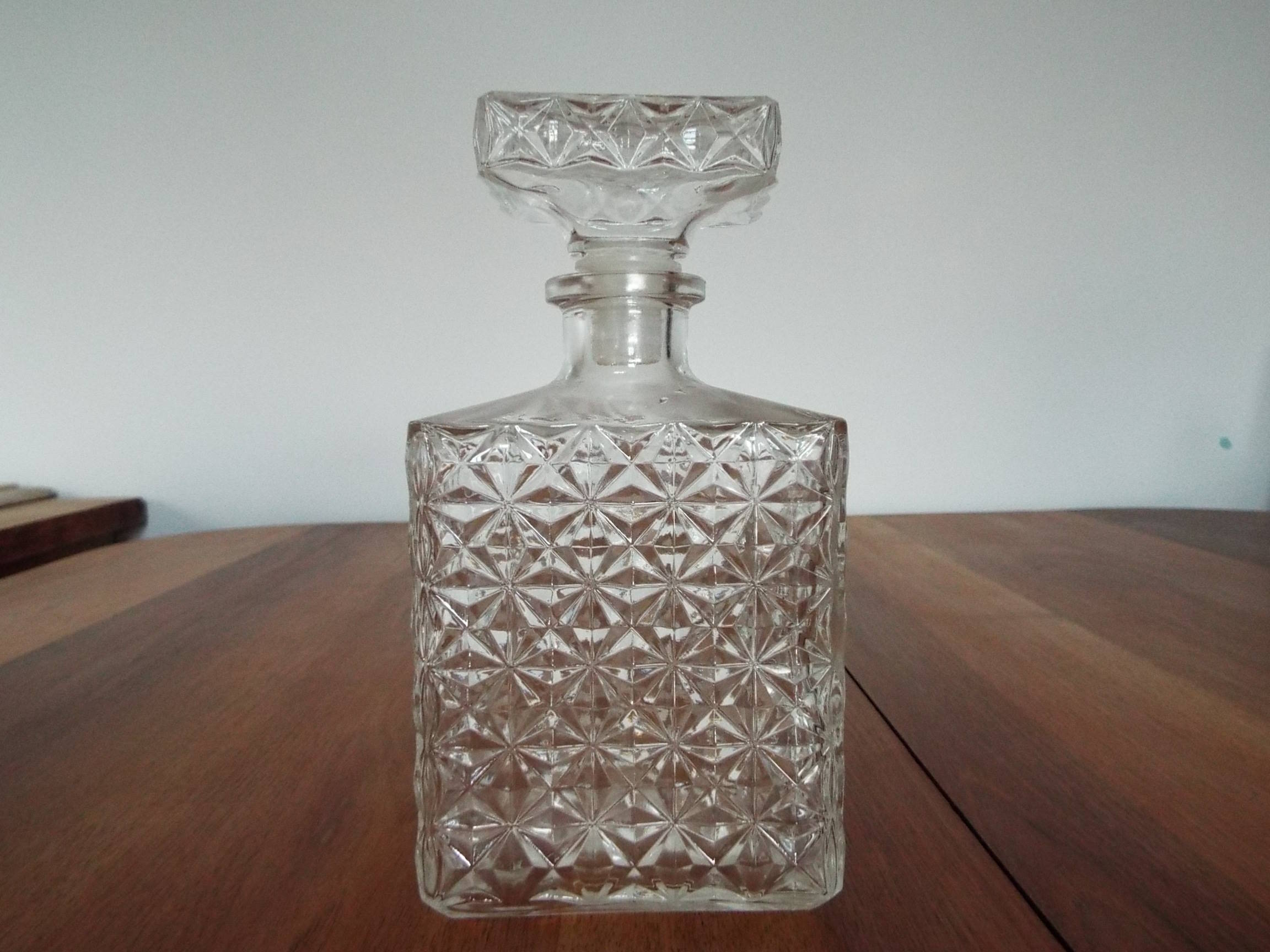 Whisky decanter