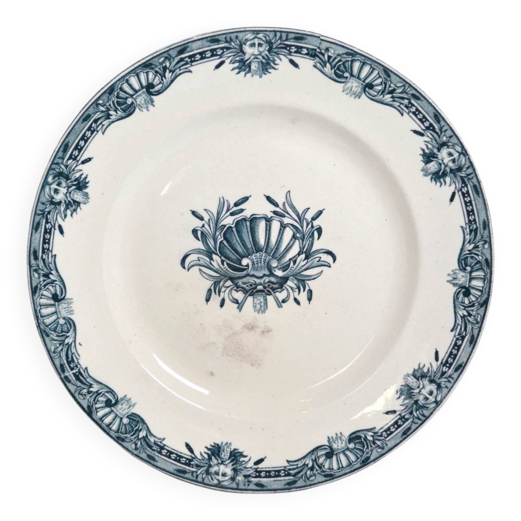 Vintage ceramic dinner plate from Terre de Fer – Reed and shell pattern