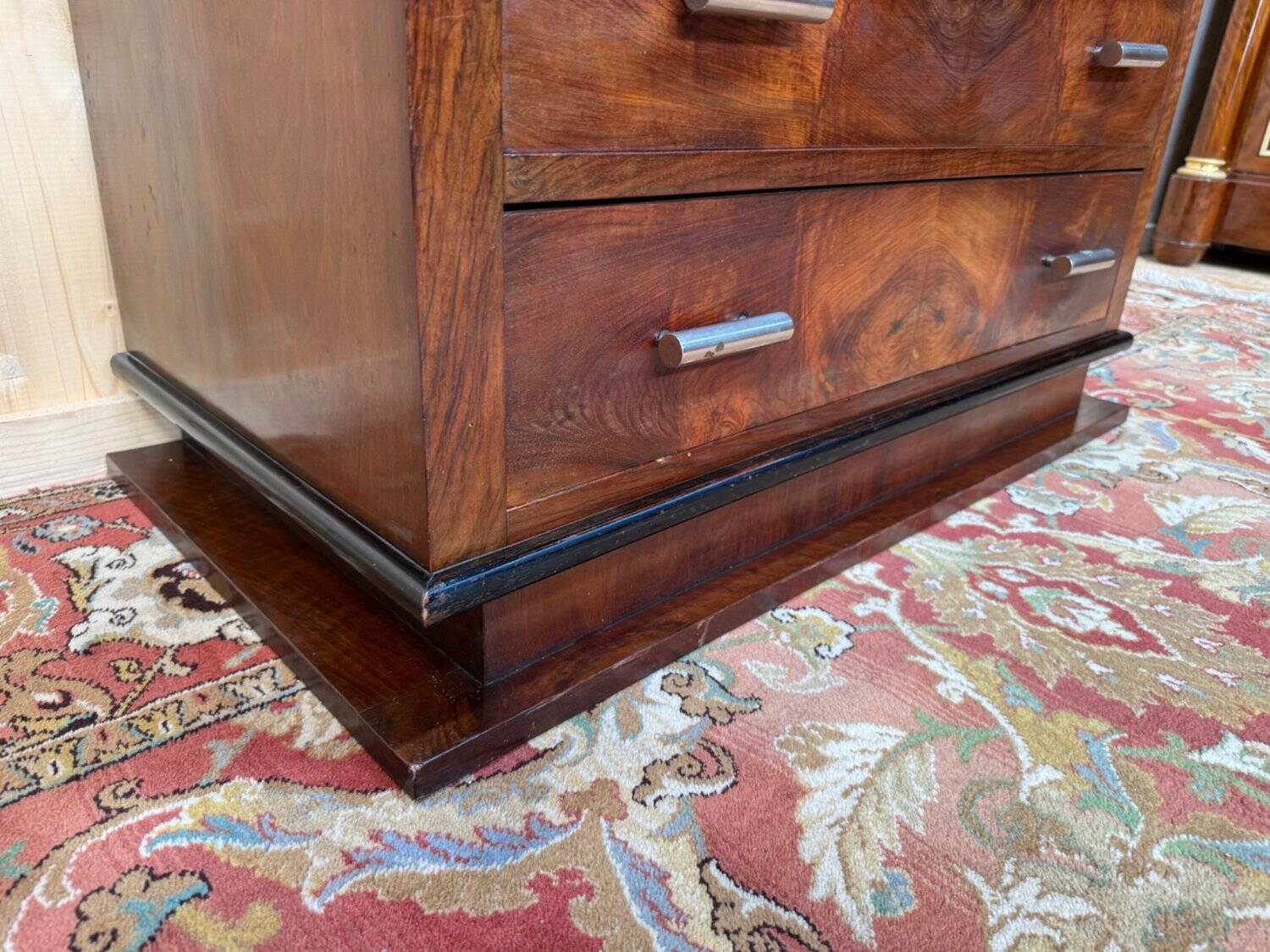 Commode Art Déco – Placage de noyer en ronce & marbre – Années 1930