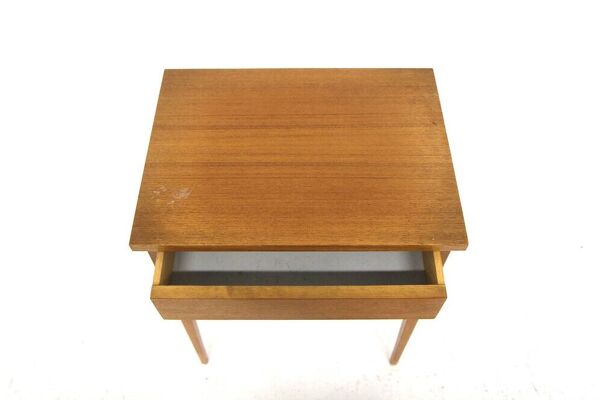 Table de chevet scandinave en teck, Suède, 1950