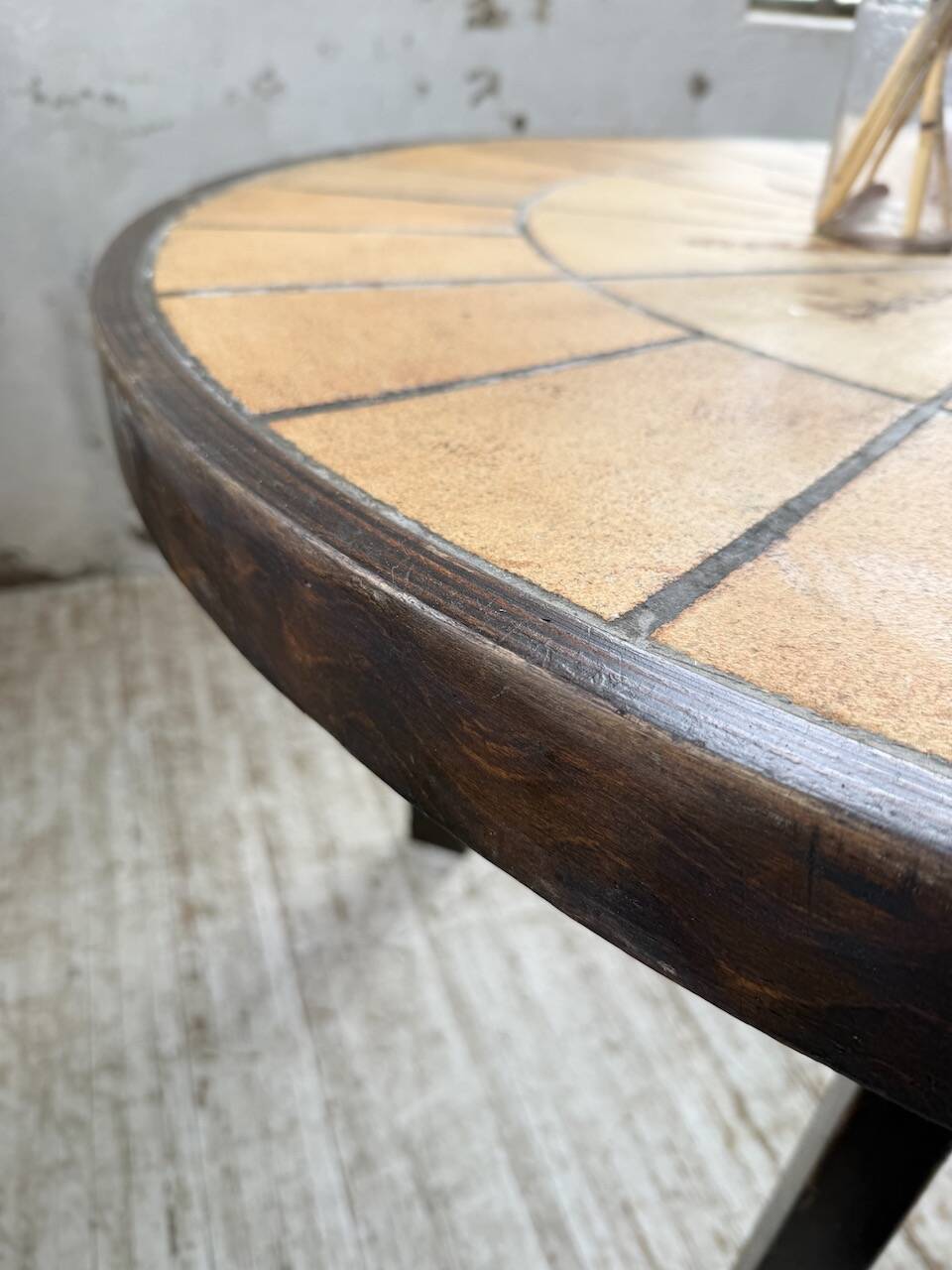 Herbier Capron ceramic dining table
