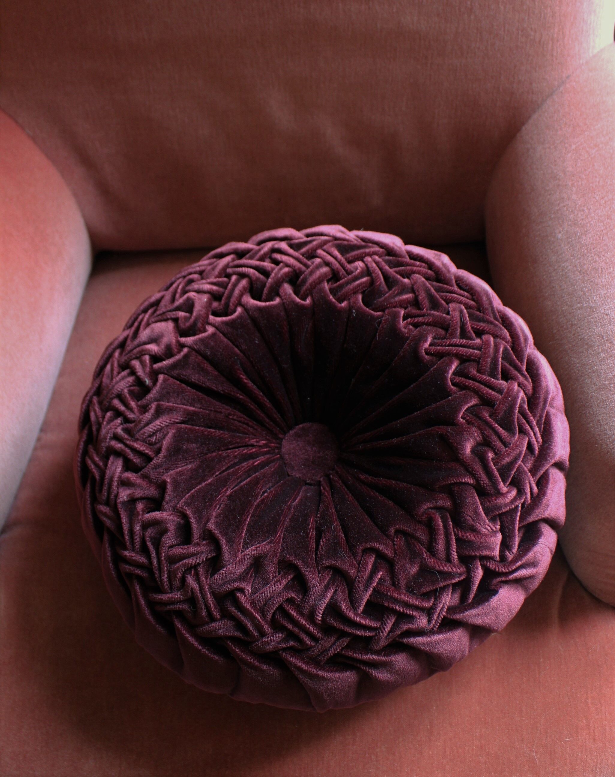 Round cushion velvet rosette burgundy vintage