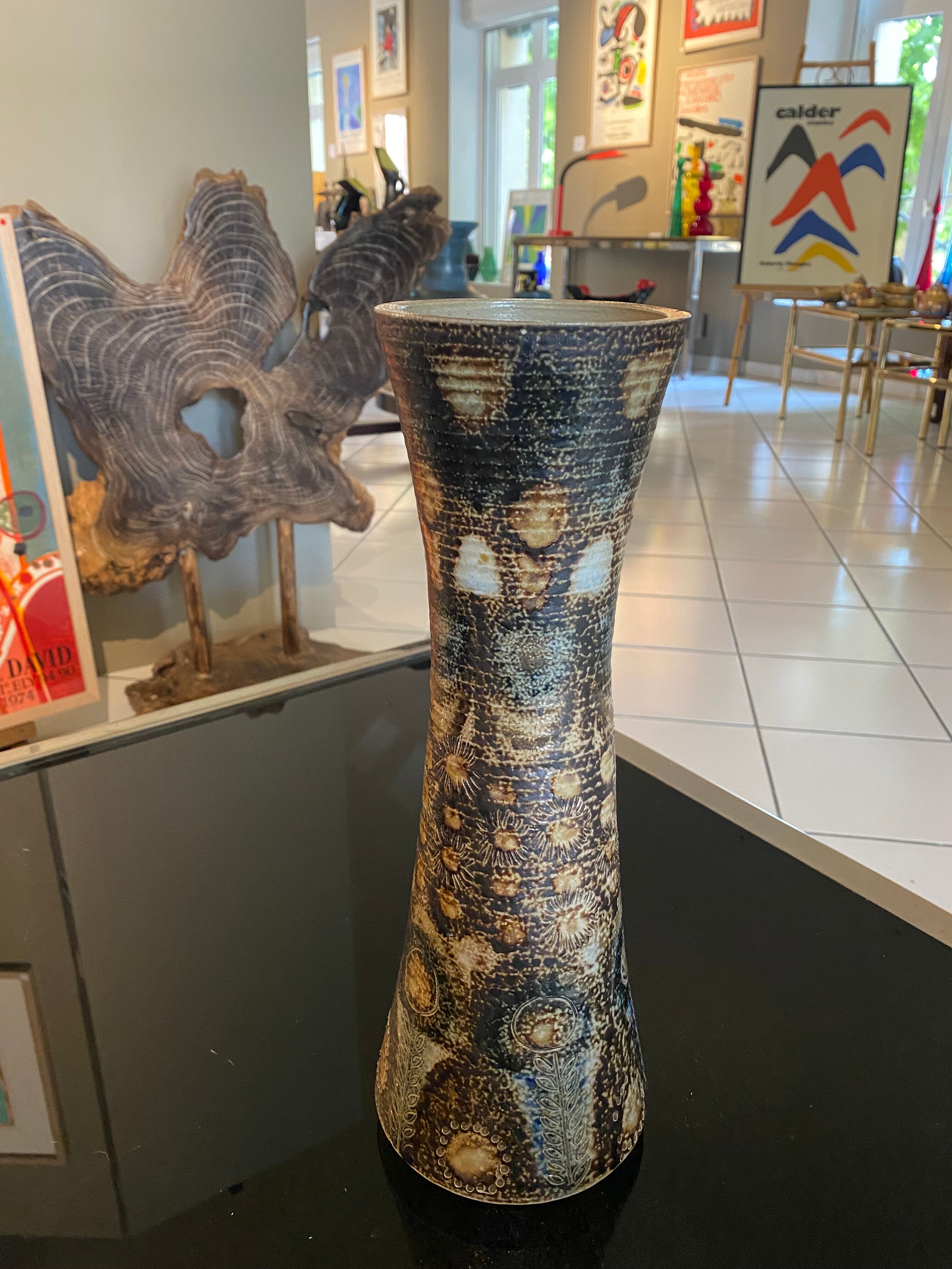 Vase en céramique signé Keraluc