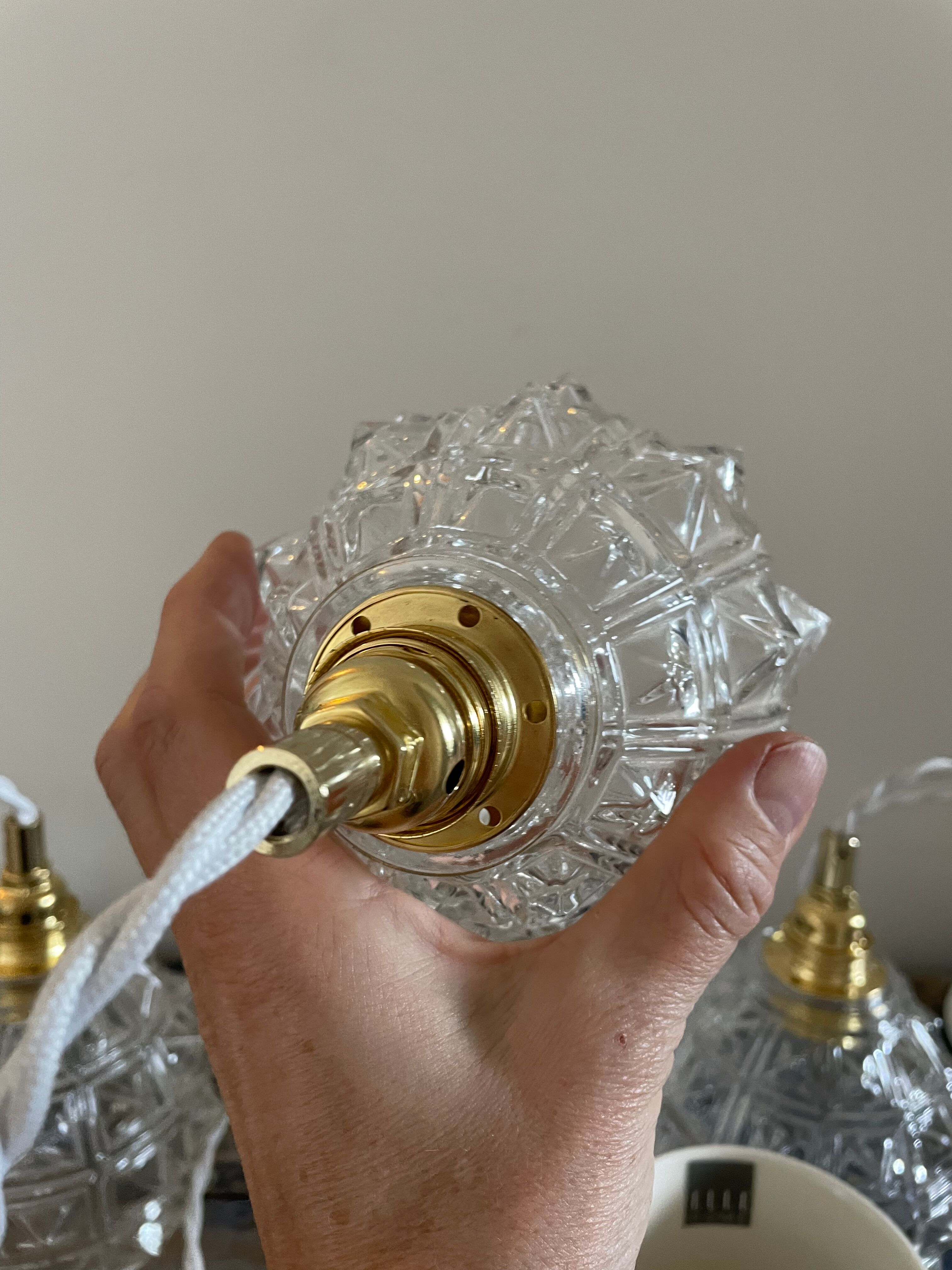 Set of three new electrified chiseled glass suspensions