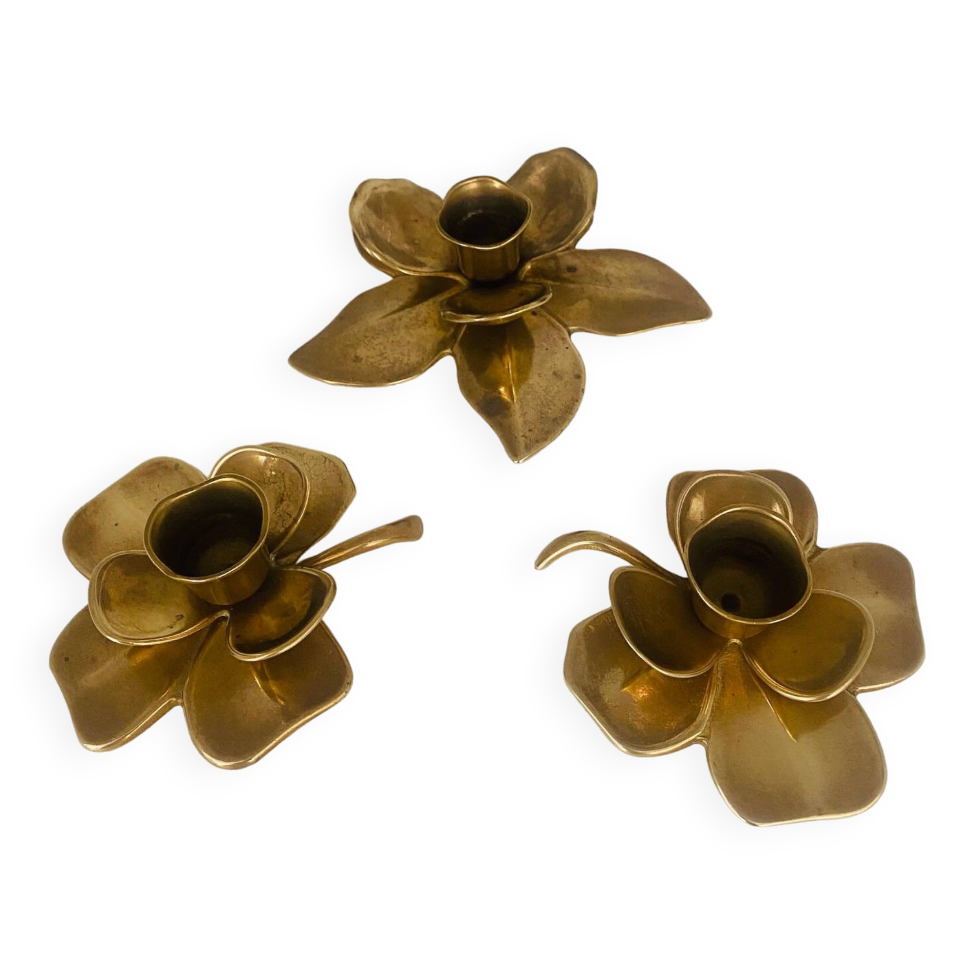 Set of 3 old brass candlesticks in the shape of flowers