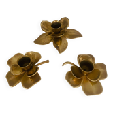 Set of 3 old brass candlesticks in the shape of flowers