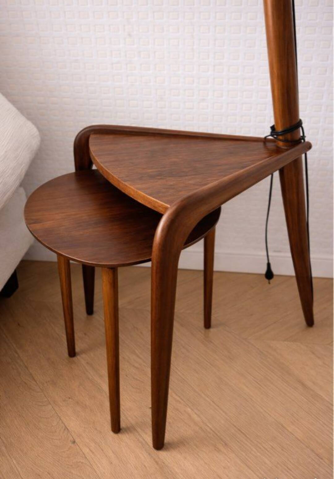 Rispal tripod floor lamp