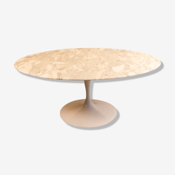 Tulip Oval Coffee Table in Marble by Eero Saarinen for Knoll International, 1960