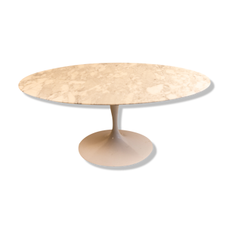 Tulip Oval Coffee Table in Marble by Eero Saarinen for Knoll International, 1960