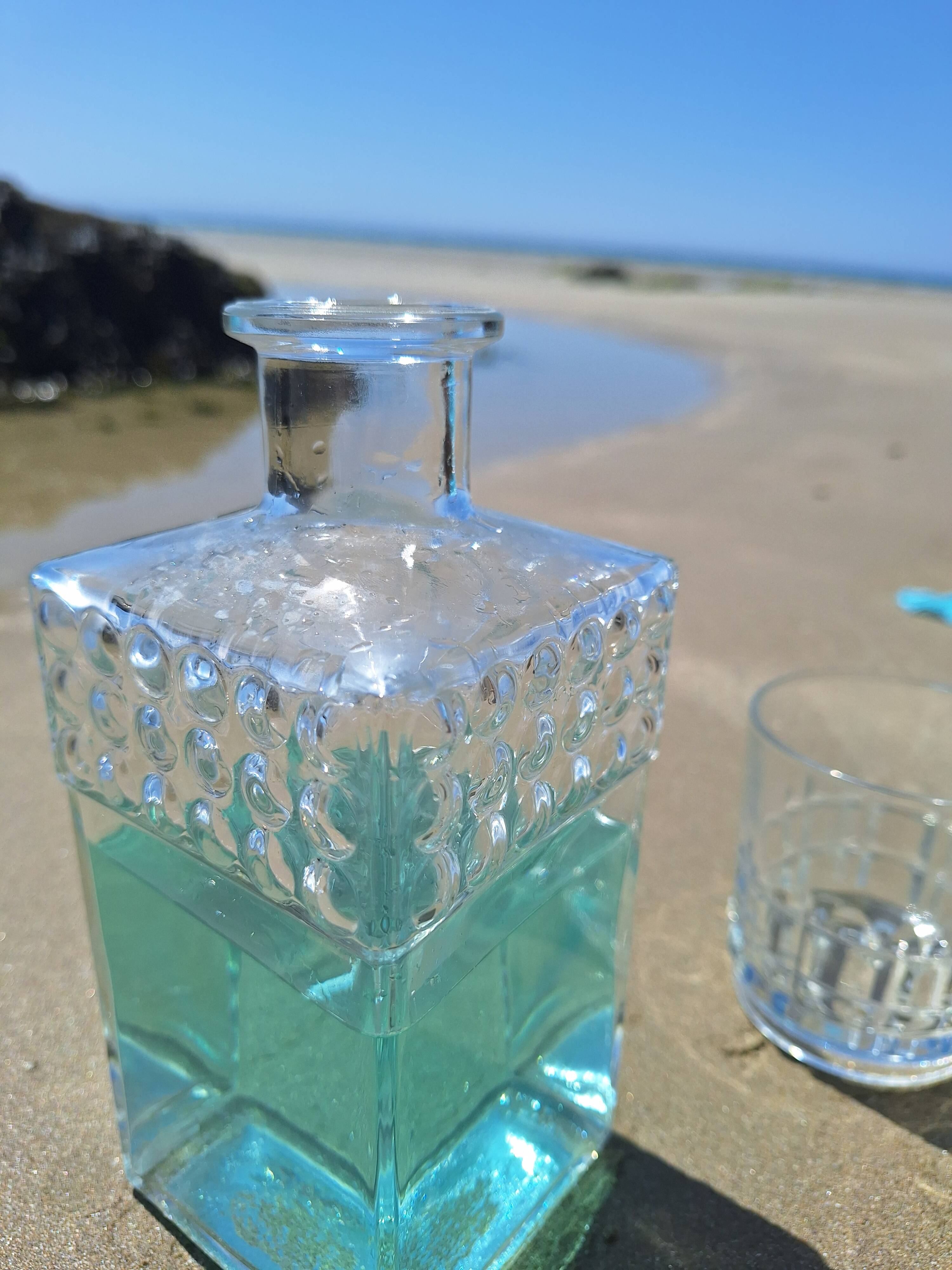 Glass whisky ball carafe