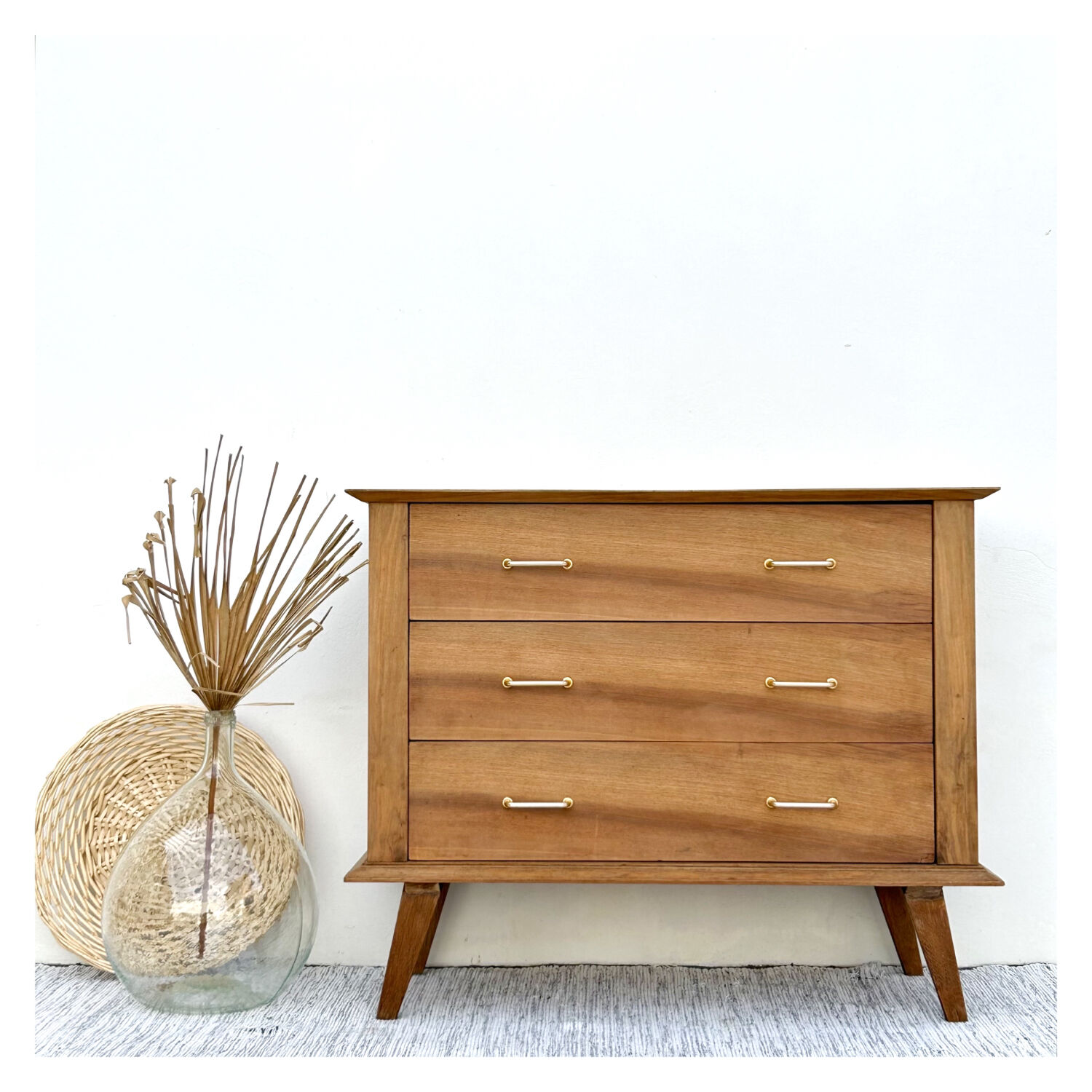 Vintage chest of drawers