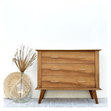 Vintage chest of drawers