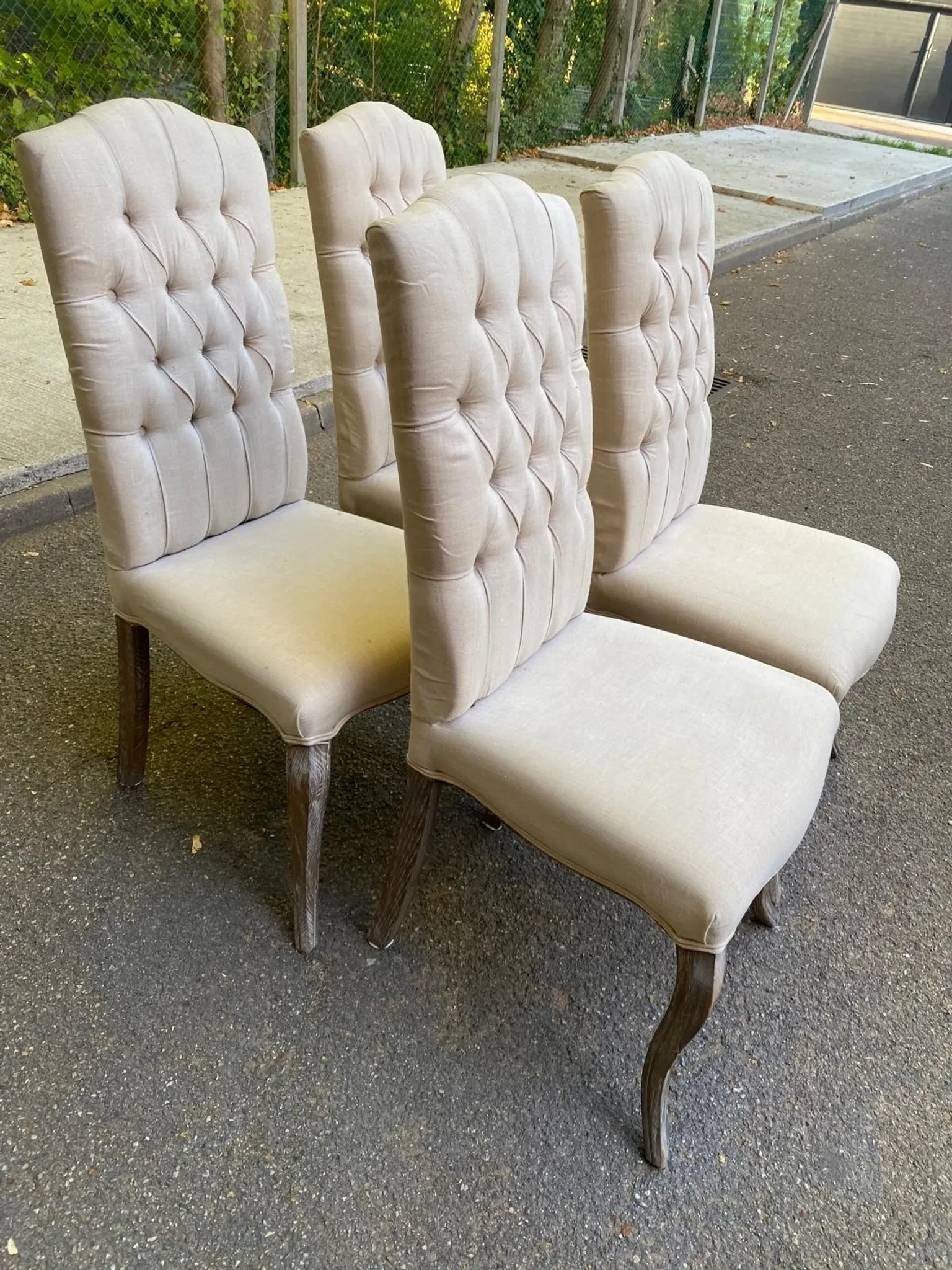 4 upholstered chairs in linen and ash, Maisons du Monde model Chloé.
