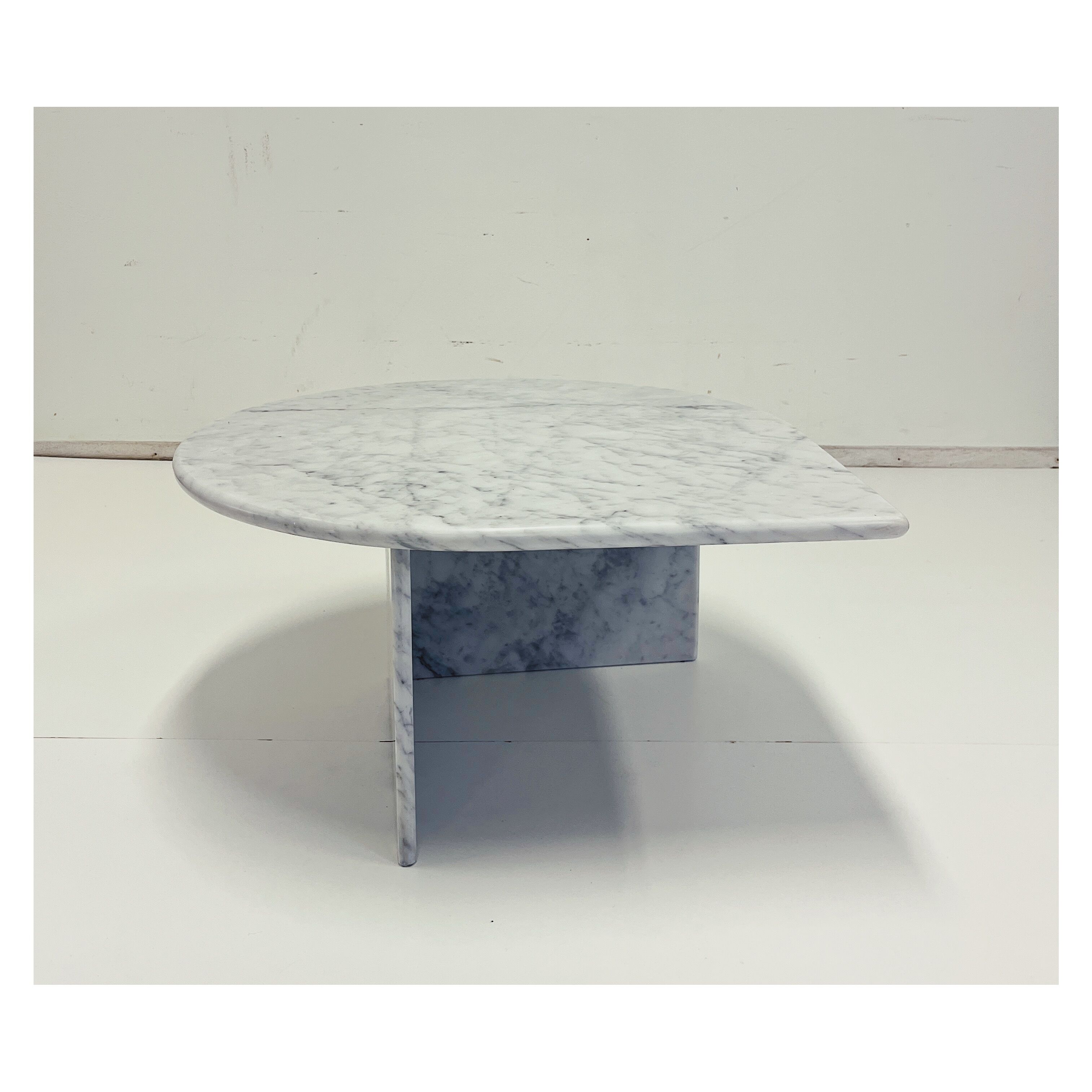 Coffee table White Carrara Marble