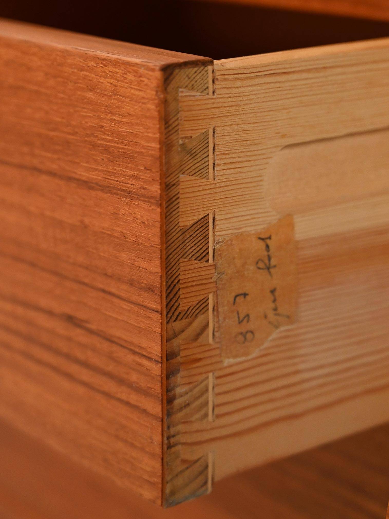 Commode en hêtre danois et teck par Børge Mogensen