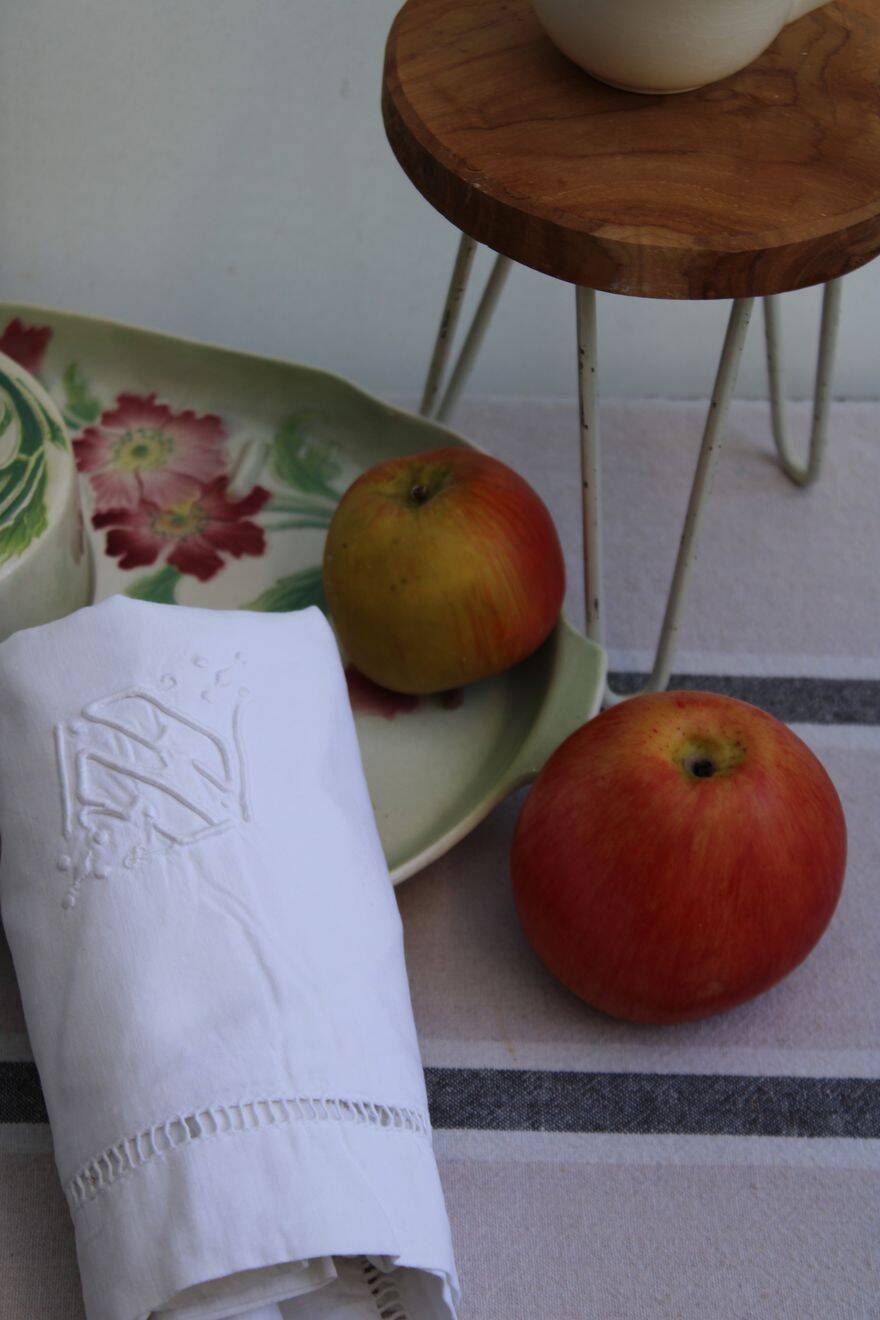 Ceramic cheese board