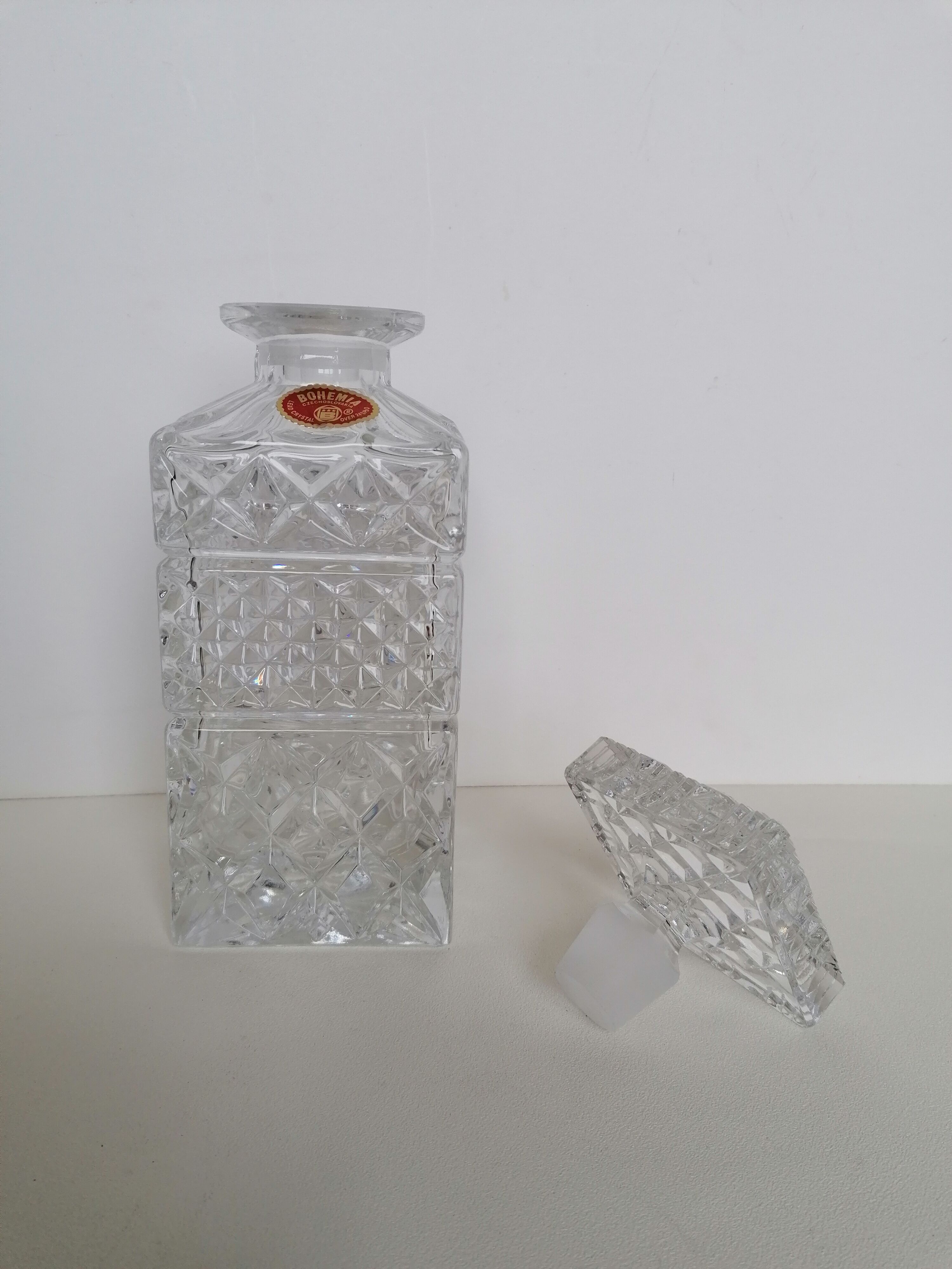 Crystal whisky service