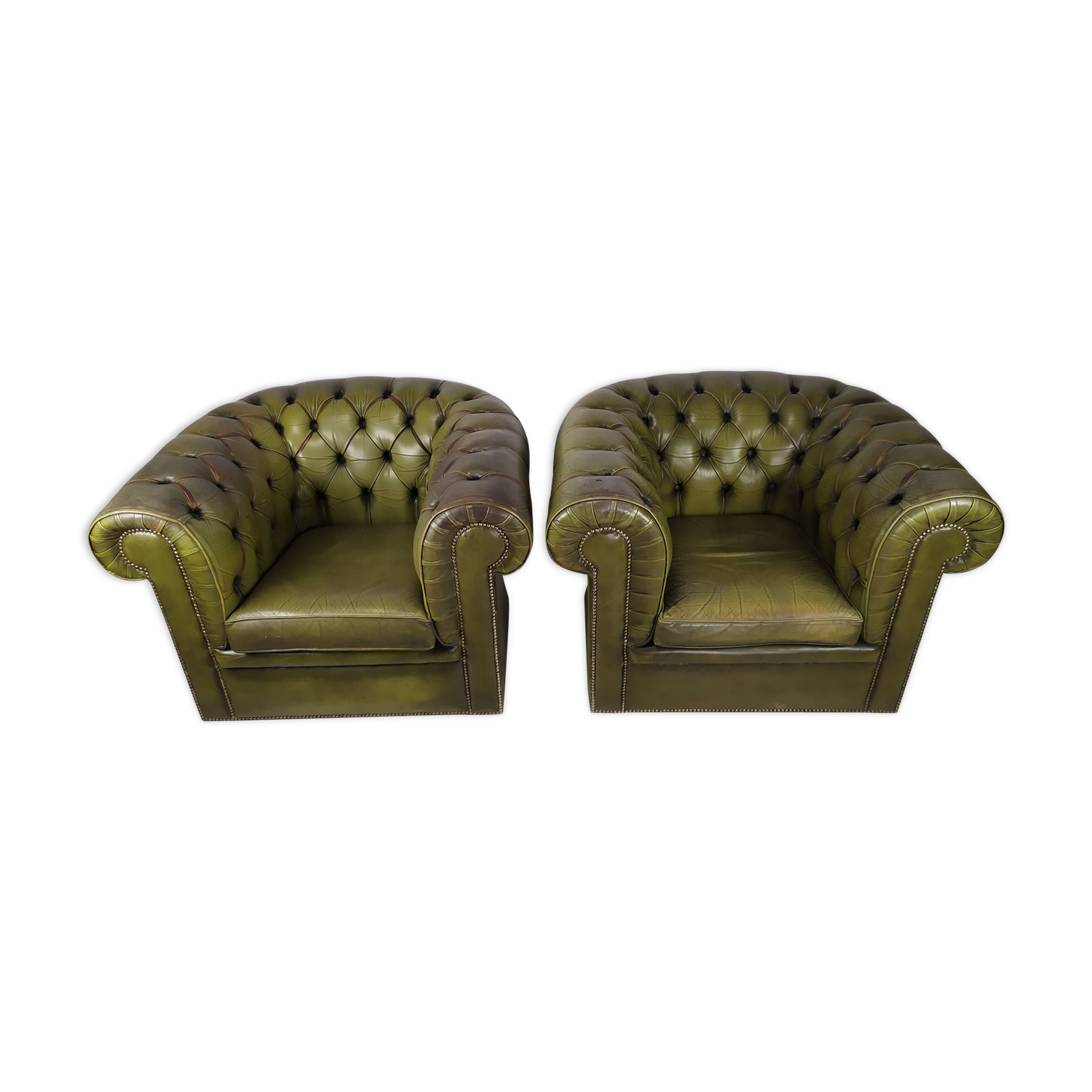 Paire de fauteuils Chesterfield cuir vert