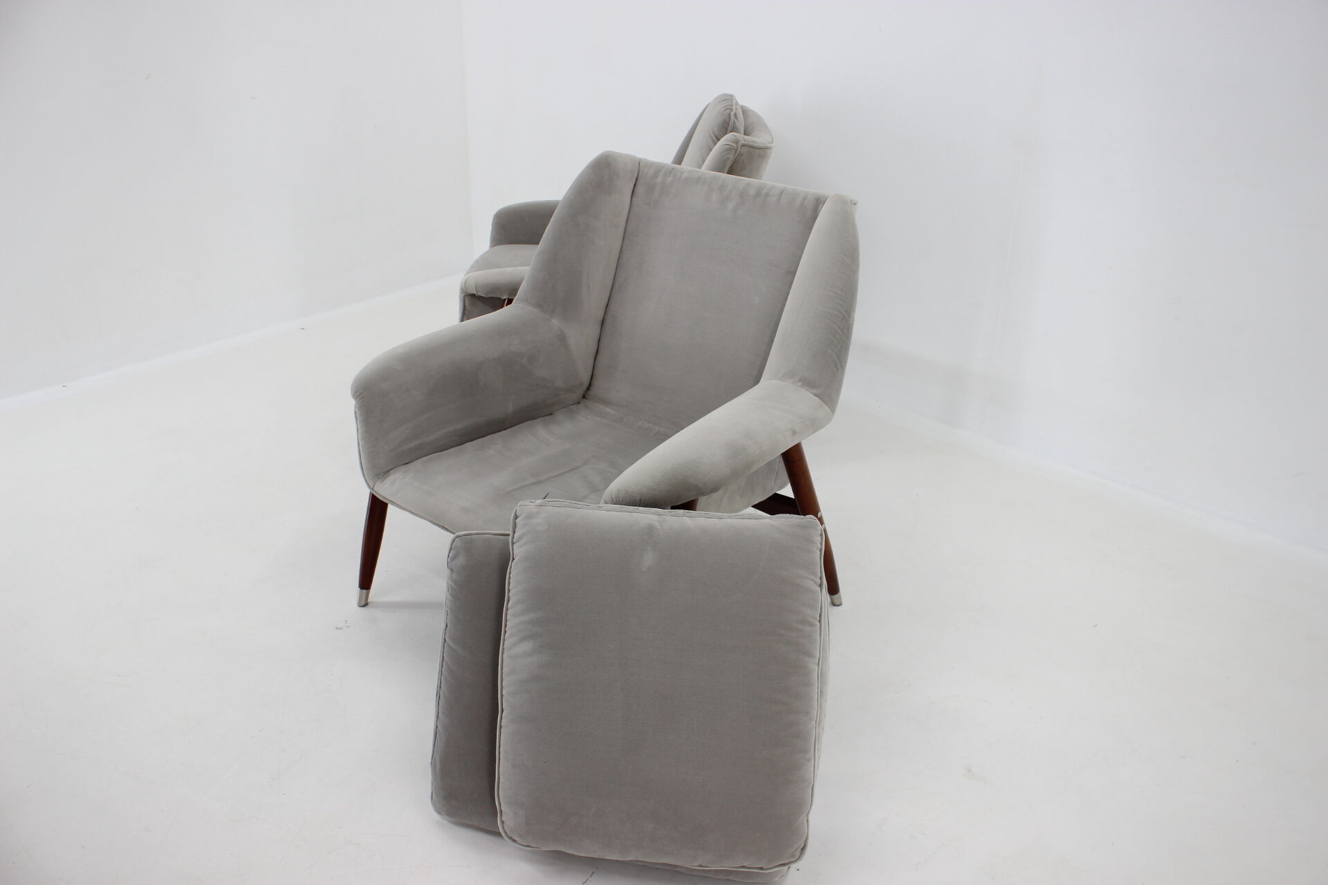 1980s pair of italian refurbished armchairs