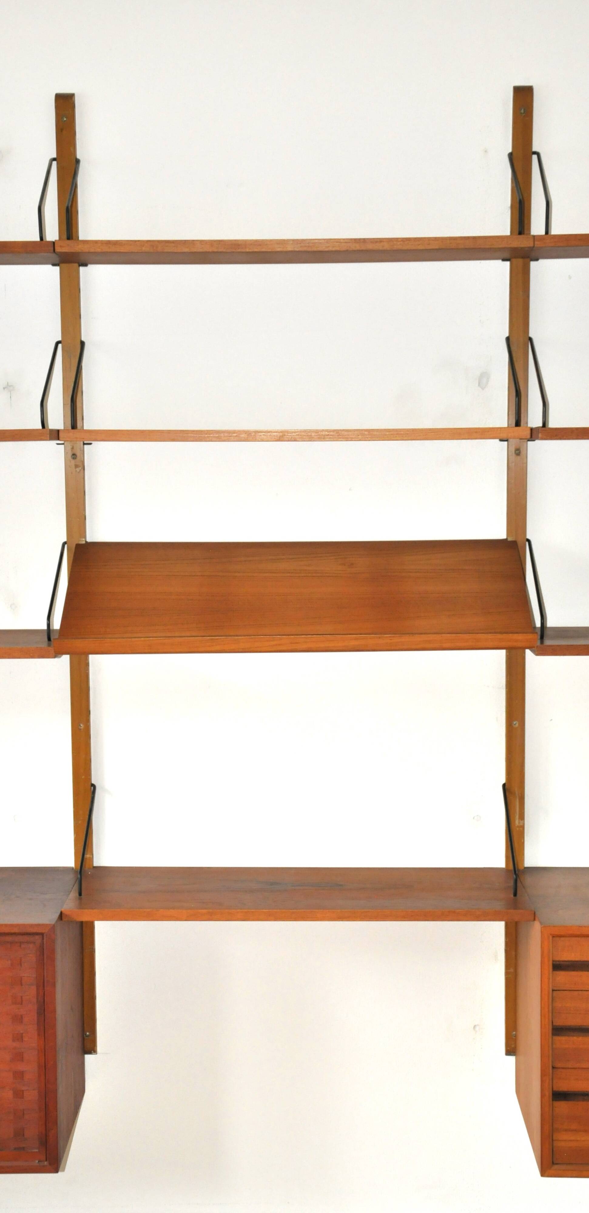 Meuble etagere Cadovius