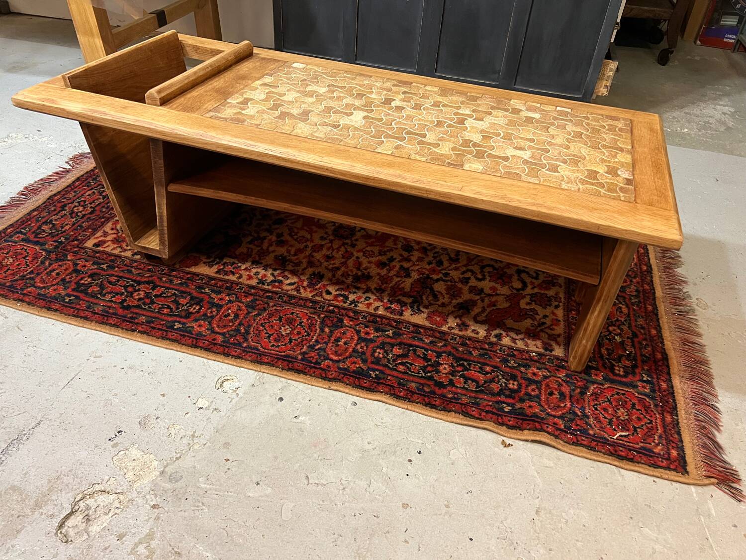 Oak coffee table published by Votre maison.